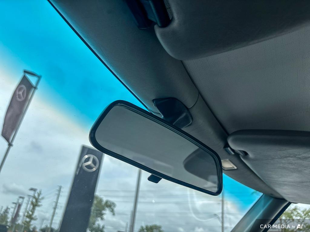 used 1989 Mercedes-Benz 560SL car, priced at $29,994