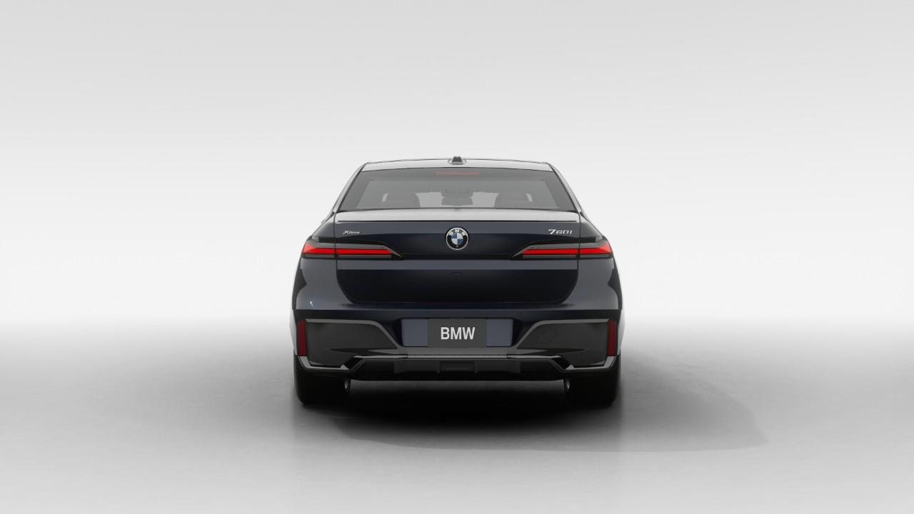 2025 BMW 760i xDrive, Toronto, Cash