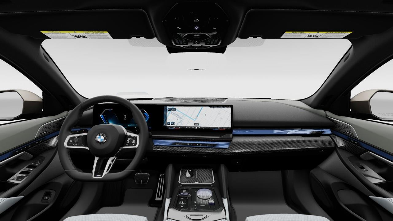 2026 BMW 550e xDrive, 多伦多, 全款车