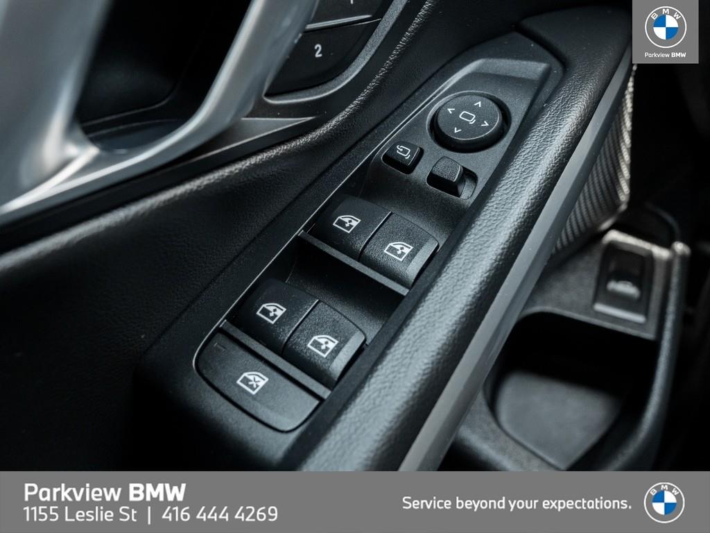 2022 BMW 330i xDrive, 多伦多, 全款车
