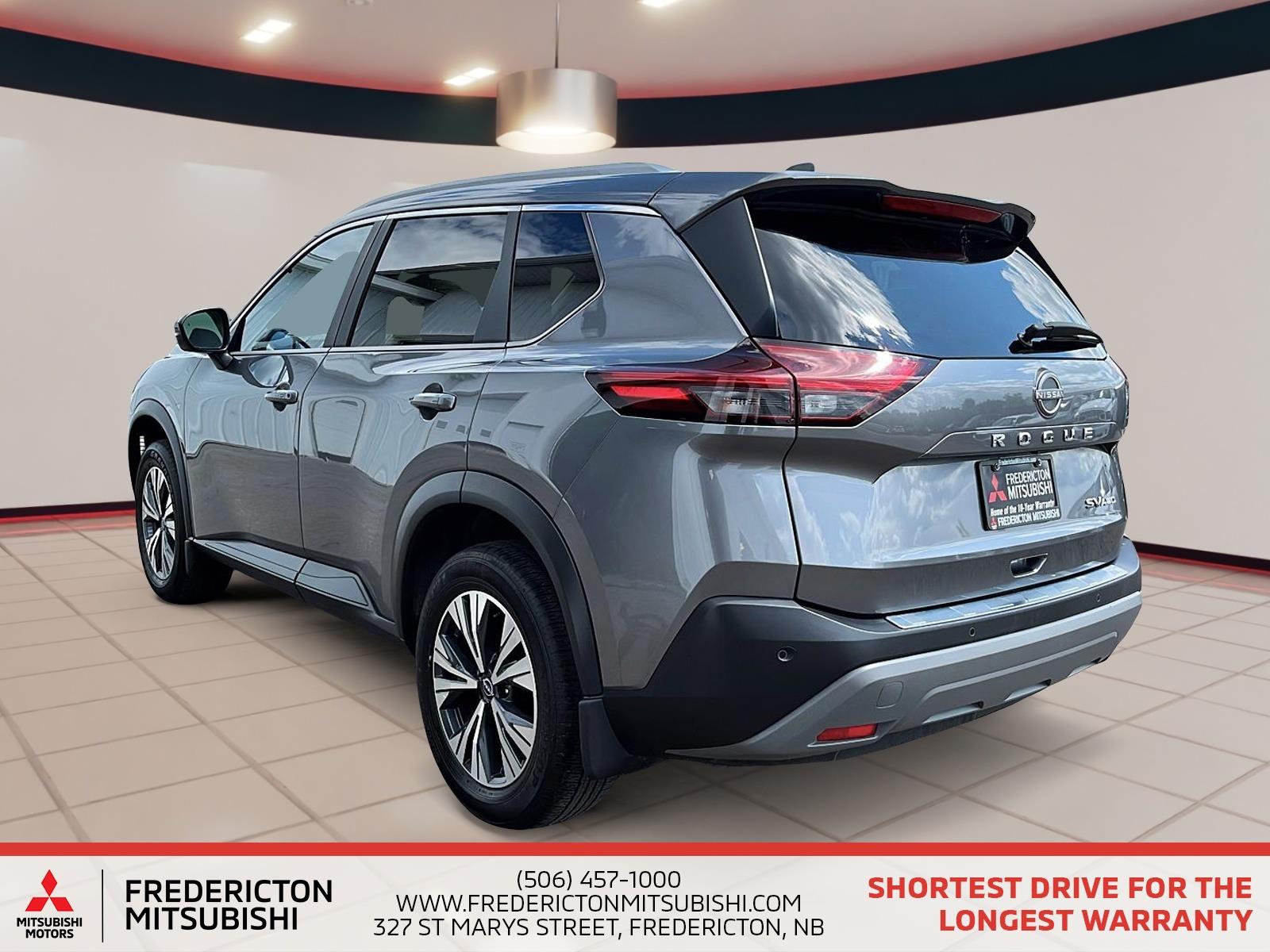 2023 Nissan Rogue SV Moonroof