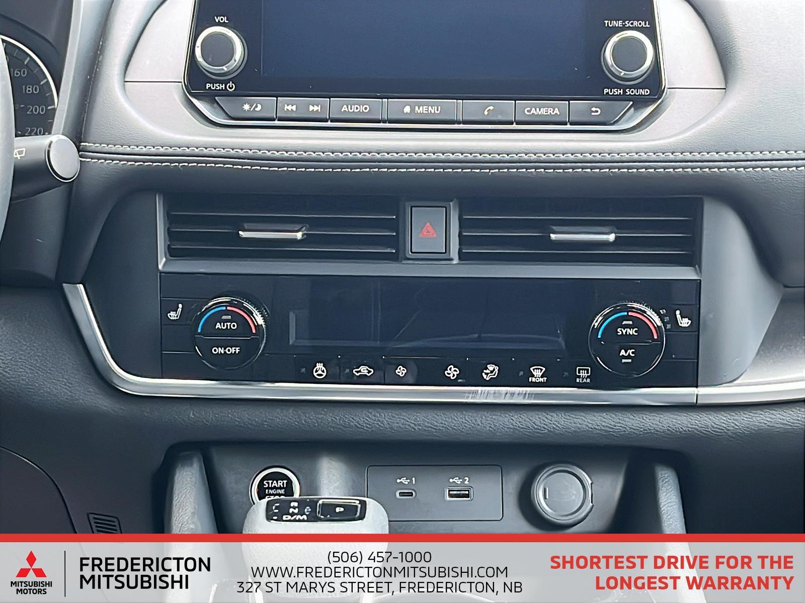 2023 Nissan Rogue SV Moonroof