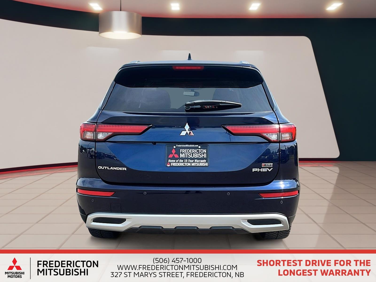 2023 Mitsubishi Outlander Plug-In Hybrid SEL