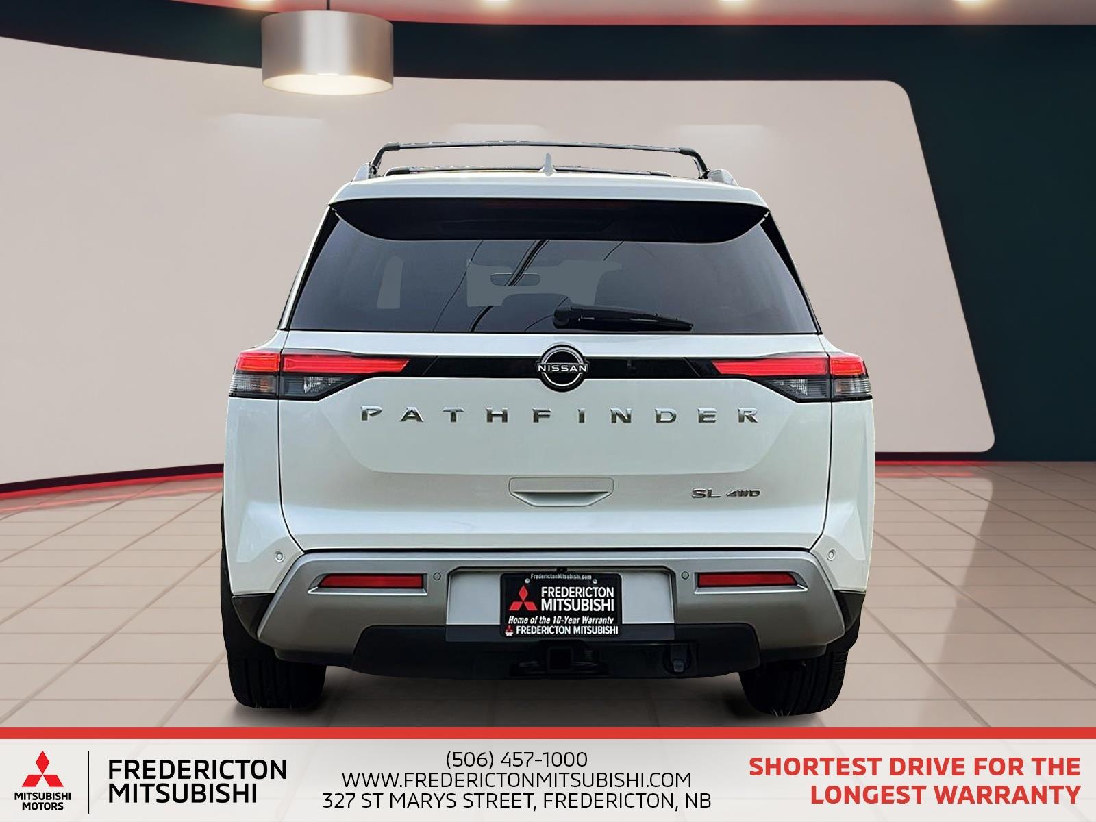 2023 Nissan Pathfinder SL