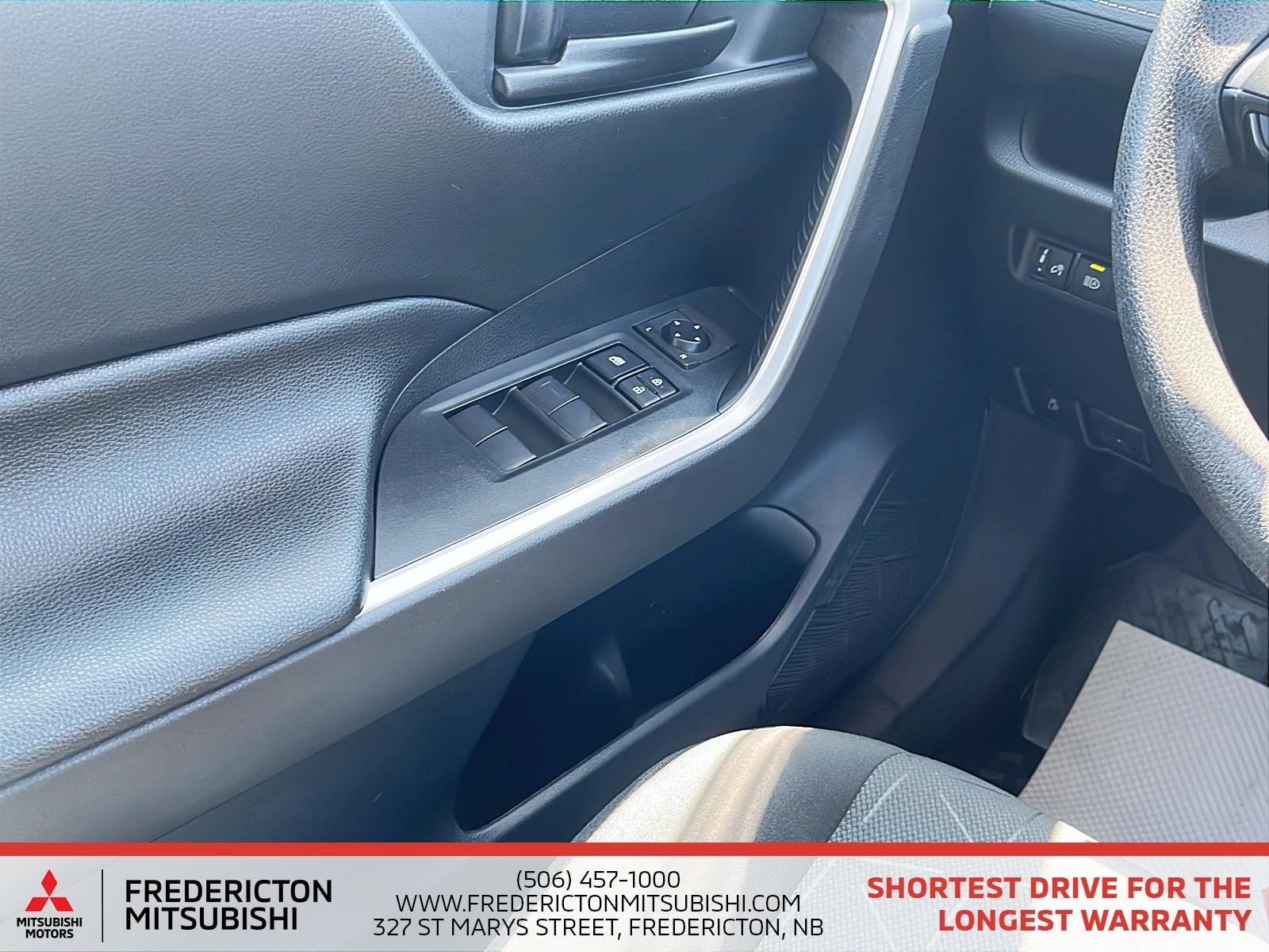 2020 Toyota RAV4 Hybrid LE