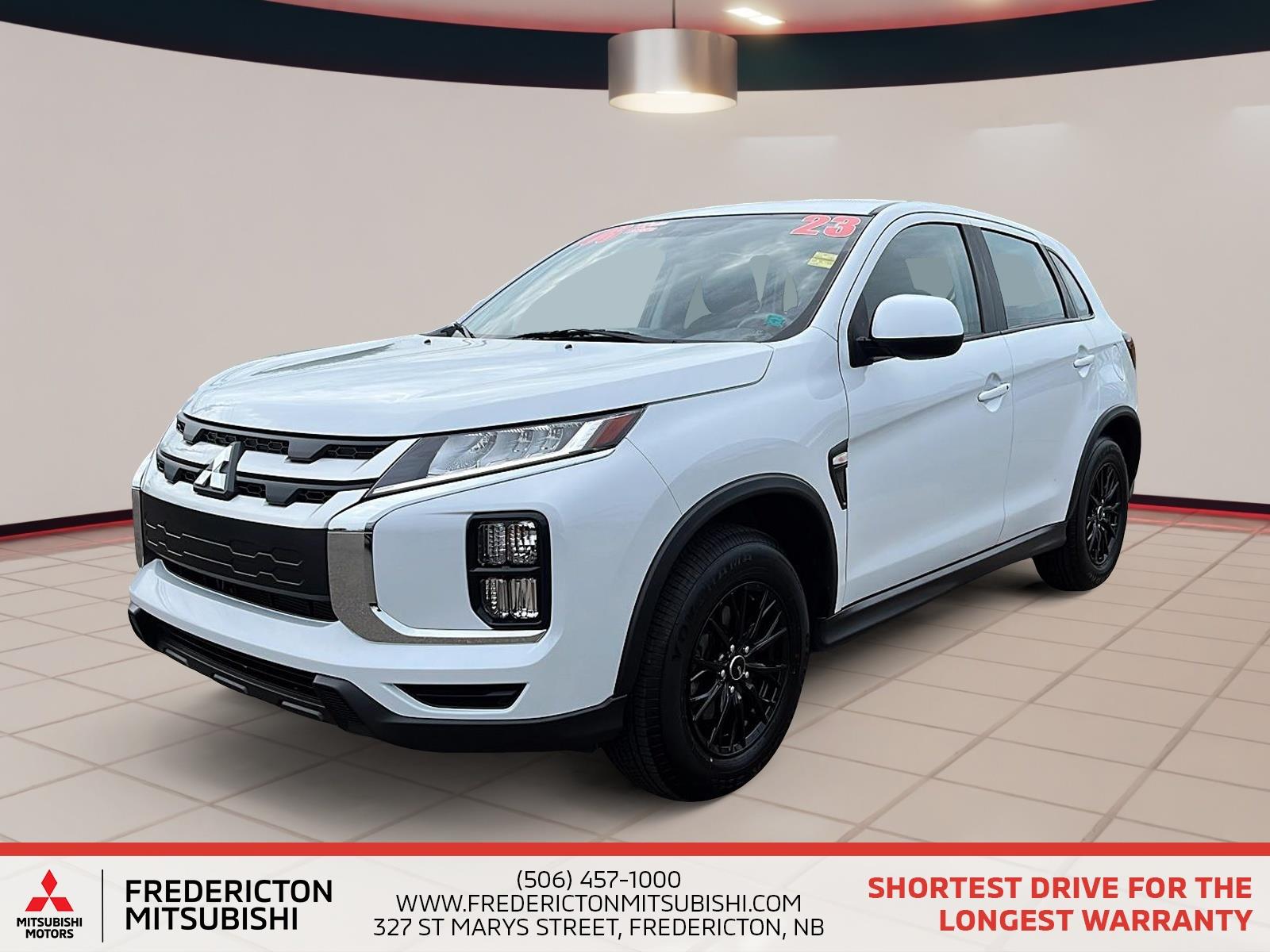 2023 Mitsubishi RVR  ES