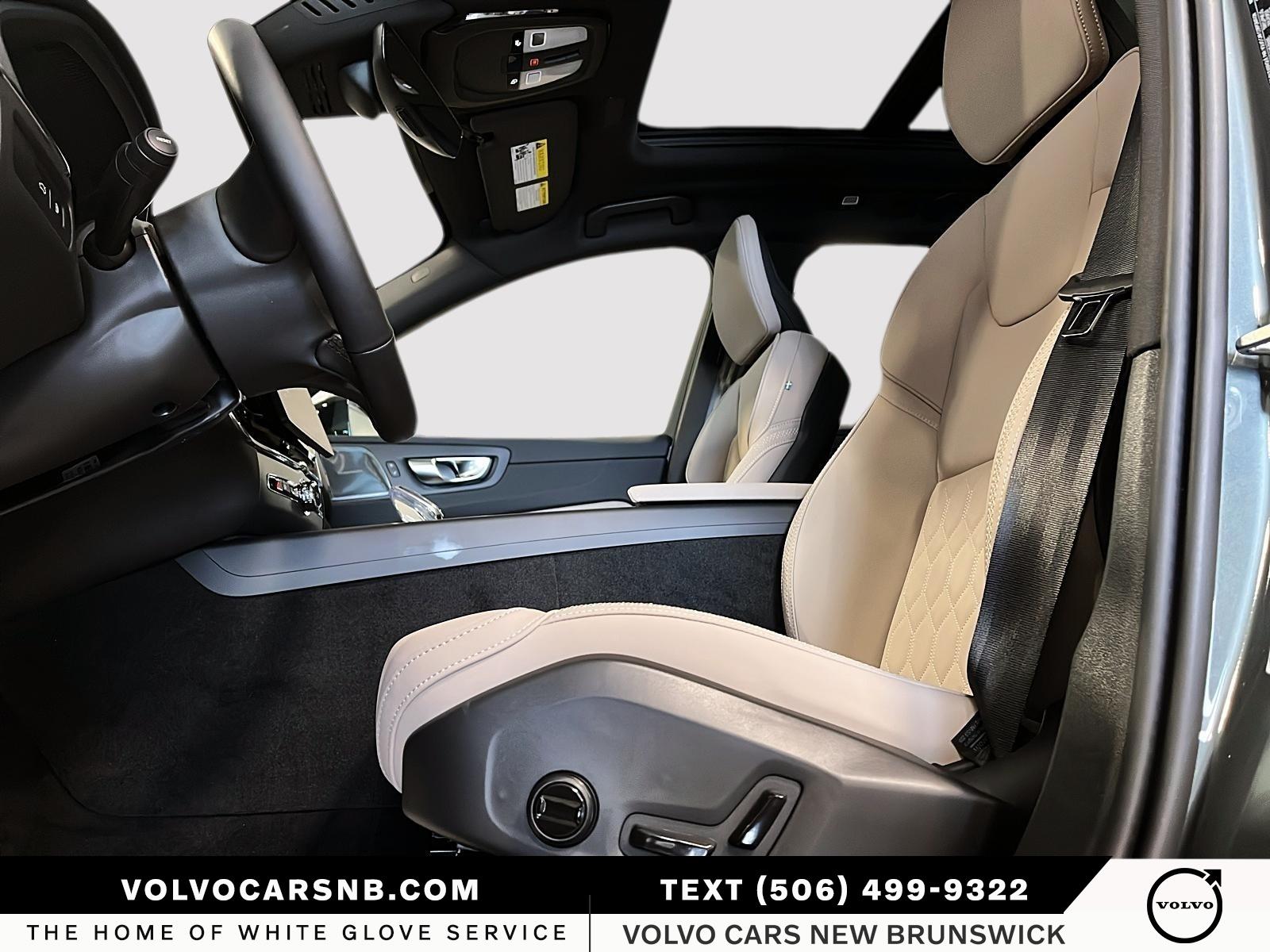 2026 Volvo XC60 Plug-In Hybrid T8 Plus Dark Theme