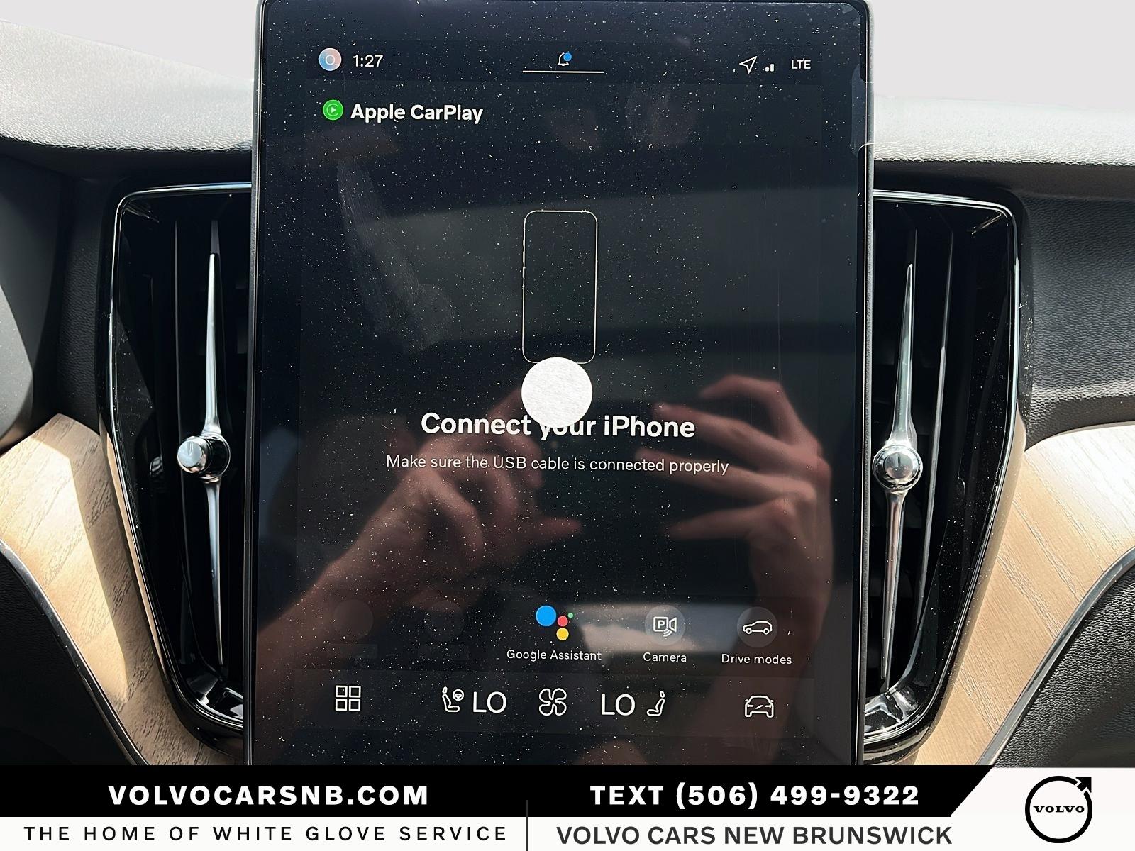 2026 Volvo XC60 Plug-In Hybrid T8 Plus Dark Theme