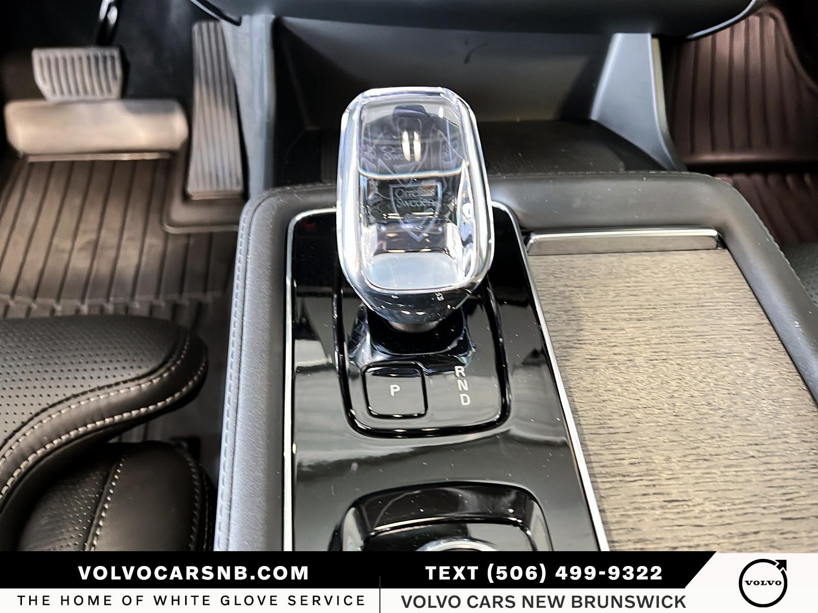 2025 Volvo XC90 ULTRA BRIGHT THEME