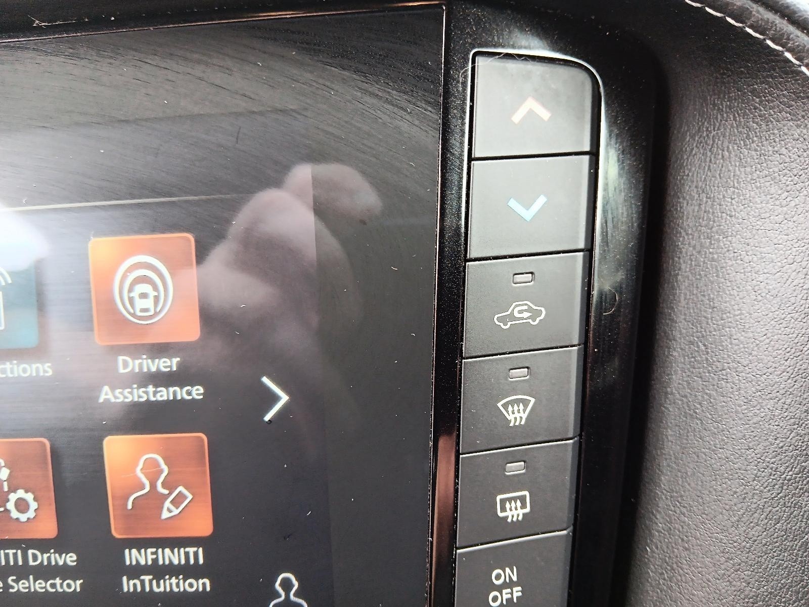 2022 Infiniti QX50 LUXE I-LINE