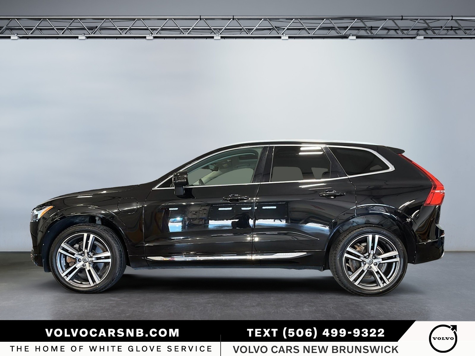 2021 Volvo XC60 Recharge Plug-In Hybrid T8 Inscription Expression