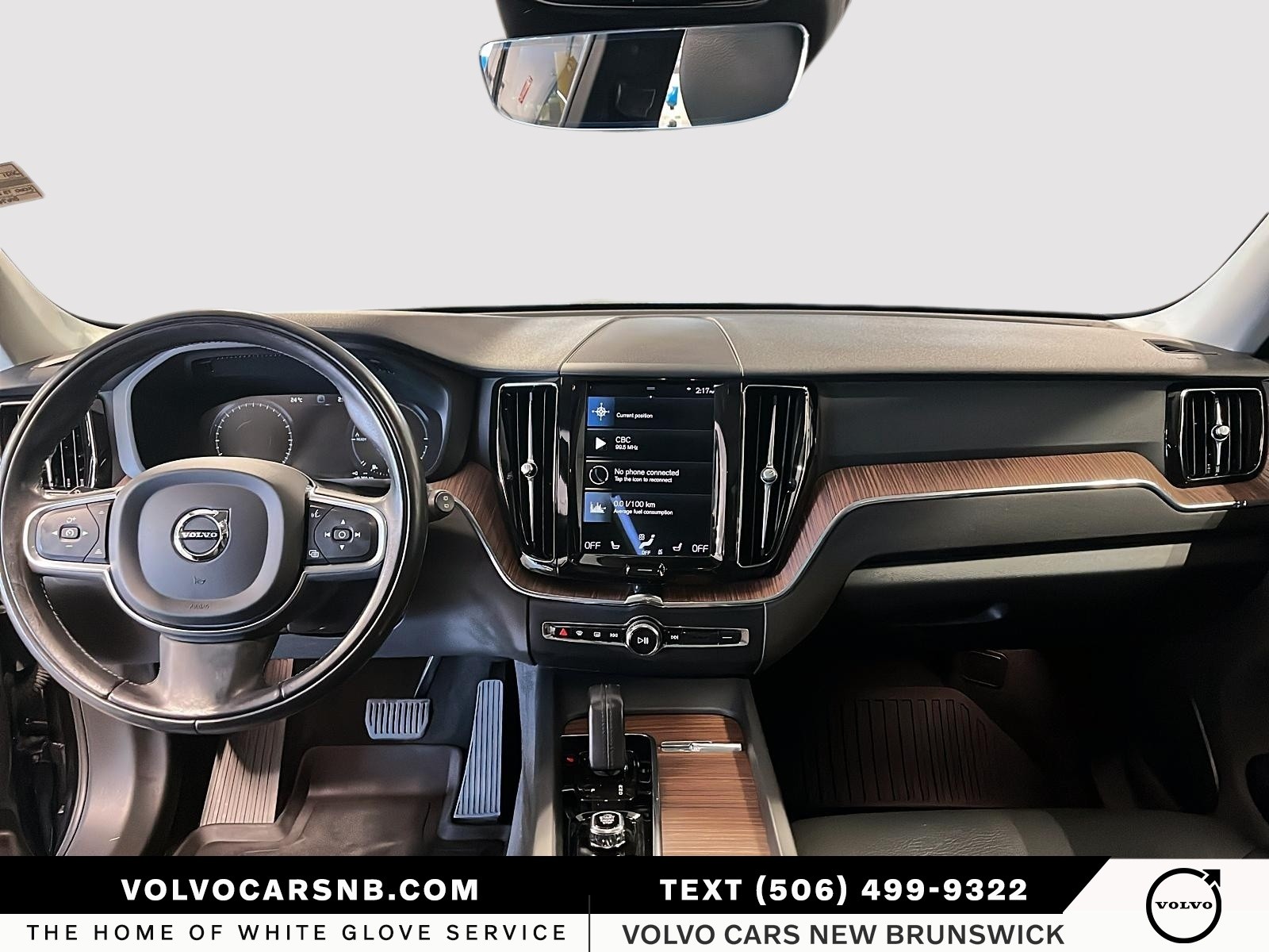 2021 Volvo XC60 Recharge Plug-In Hybrid T8 Inscription Expression
