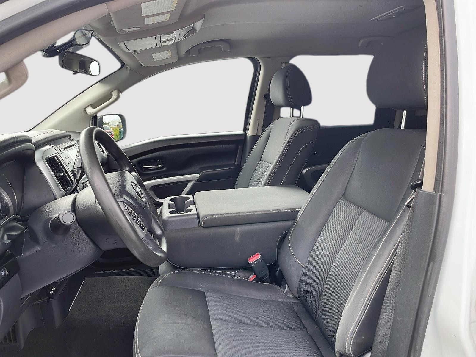 2018 Nissan Titan SV