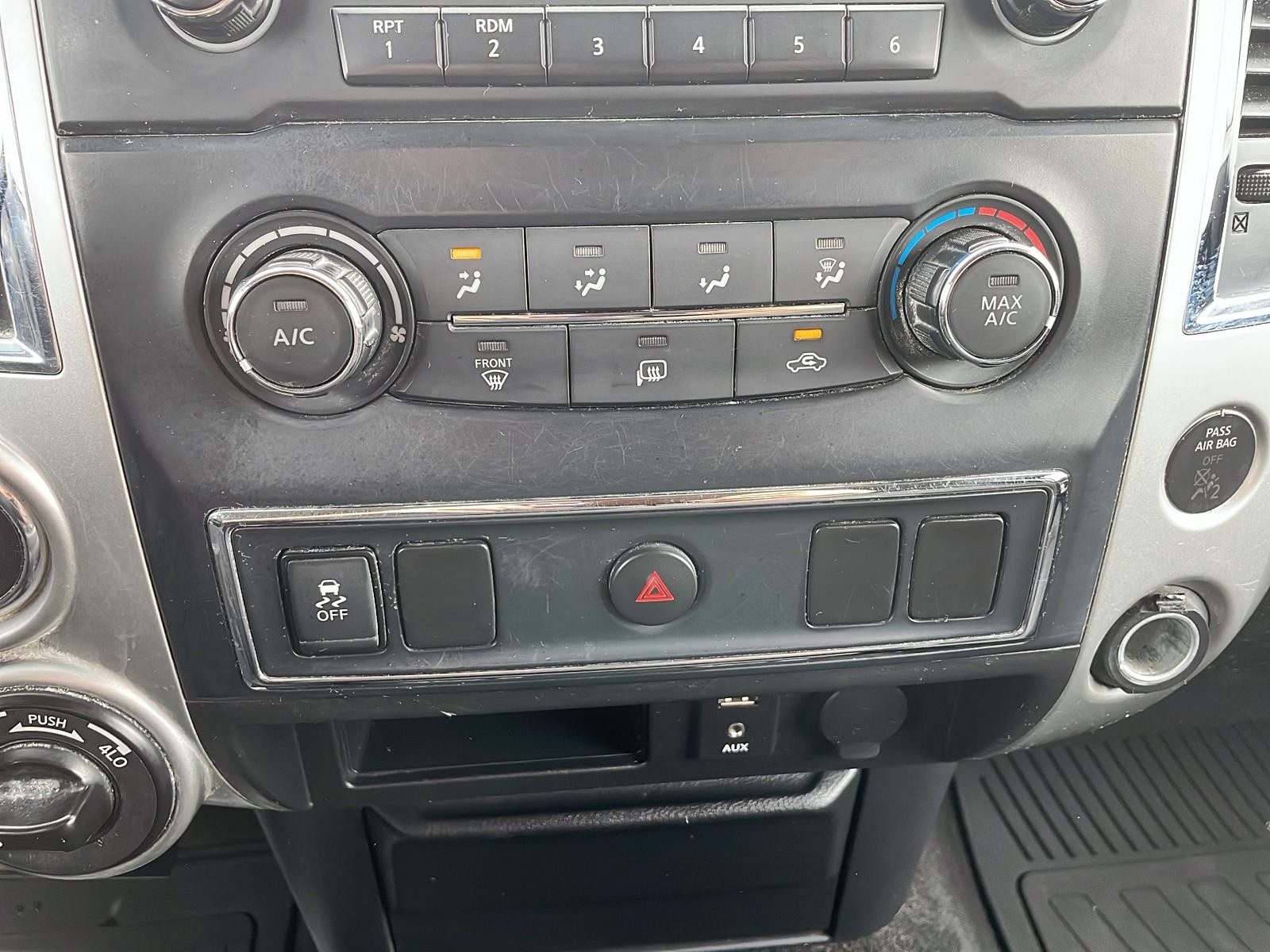 2018 Nissan Titan SV