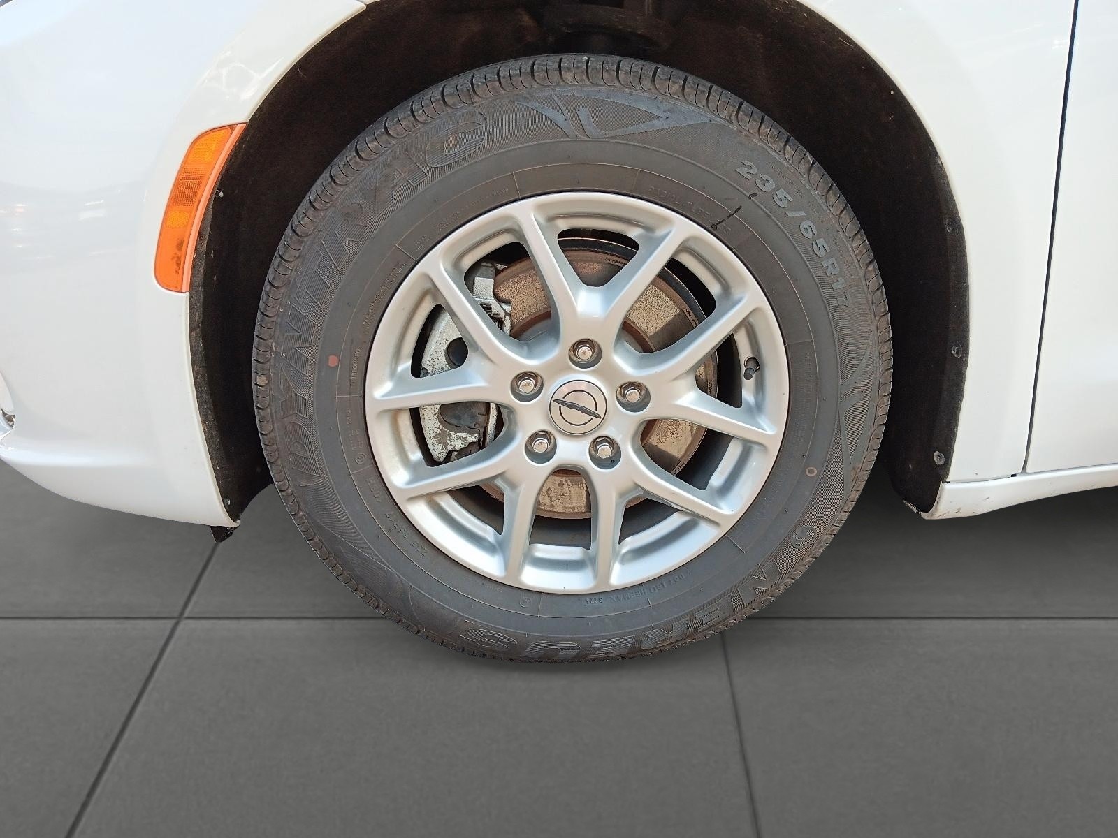 2023 Chrysler Pacifica Touring-L