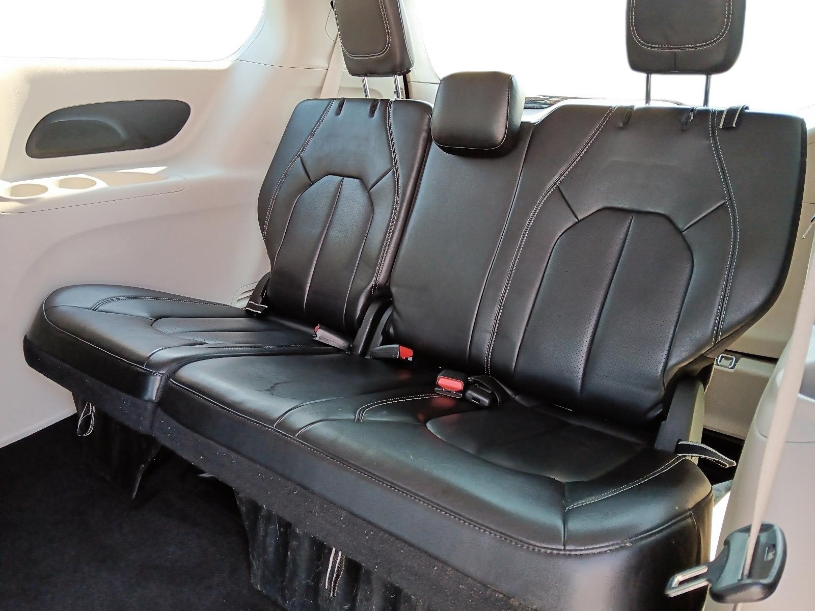 2023 Chrysler Pacifica Touring-L