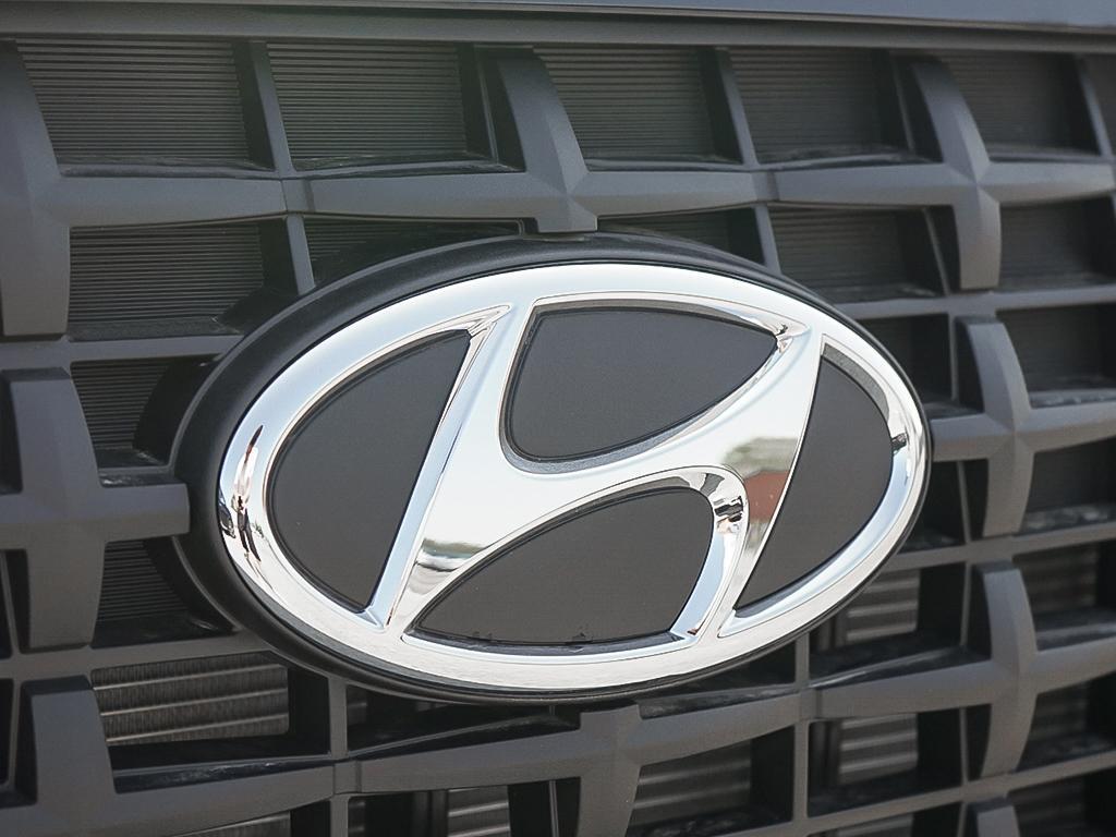 2025 Black Hyundai Venue Preferred FWD SUV