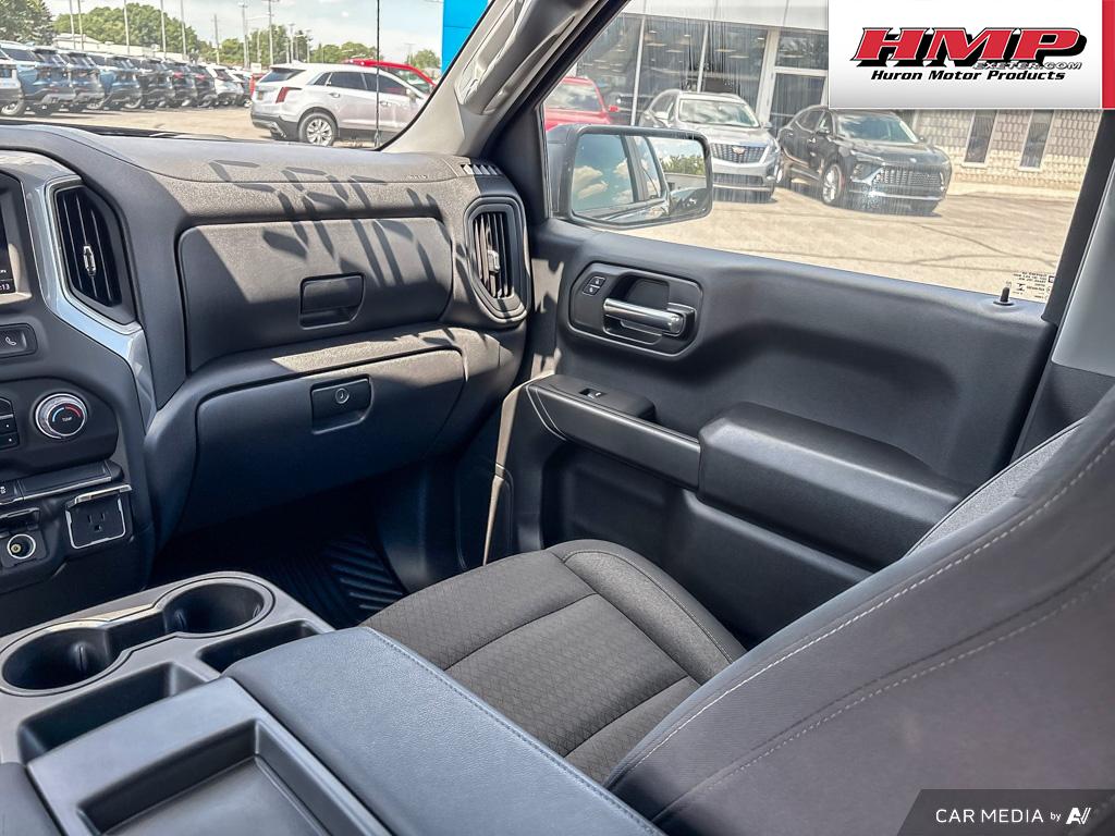 used 2025 Chevrolet Silverado 1500 car, priced at $53,284