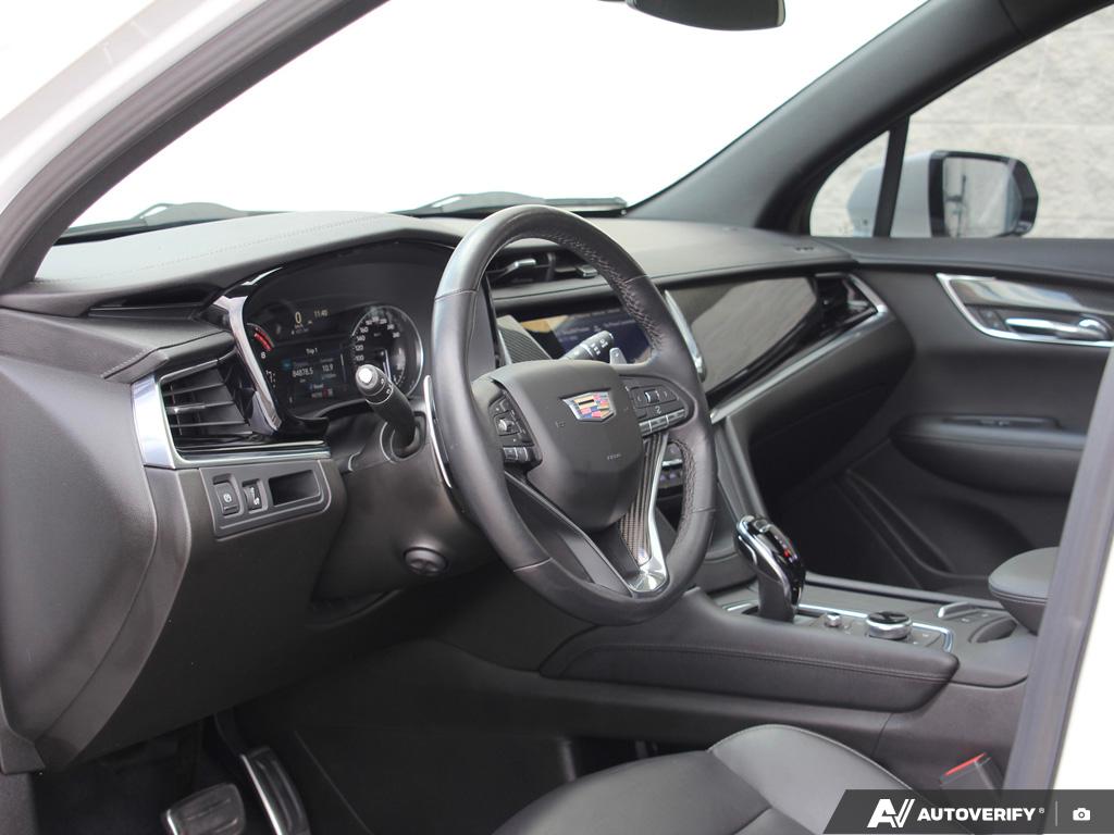 used 2022 Cadillac XT6 car, priced at $44,989