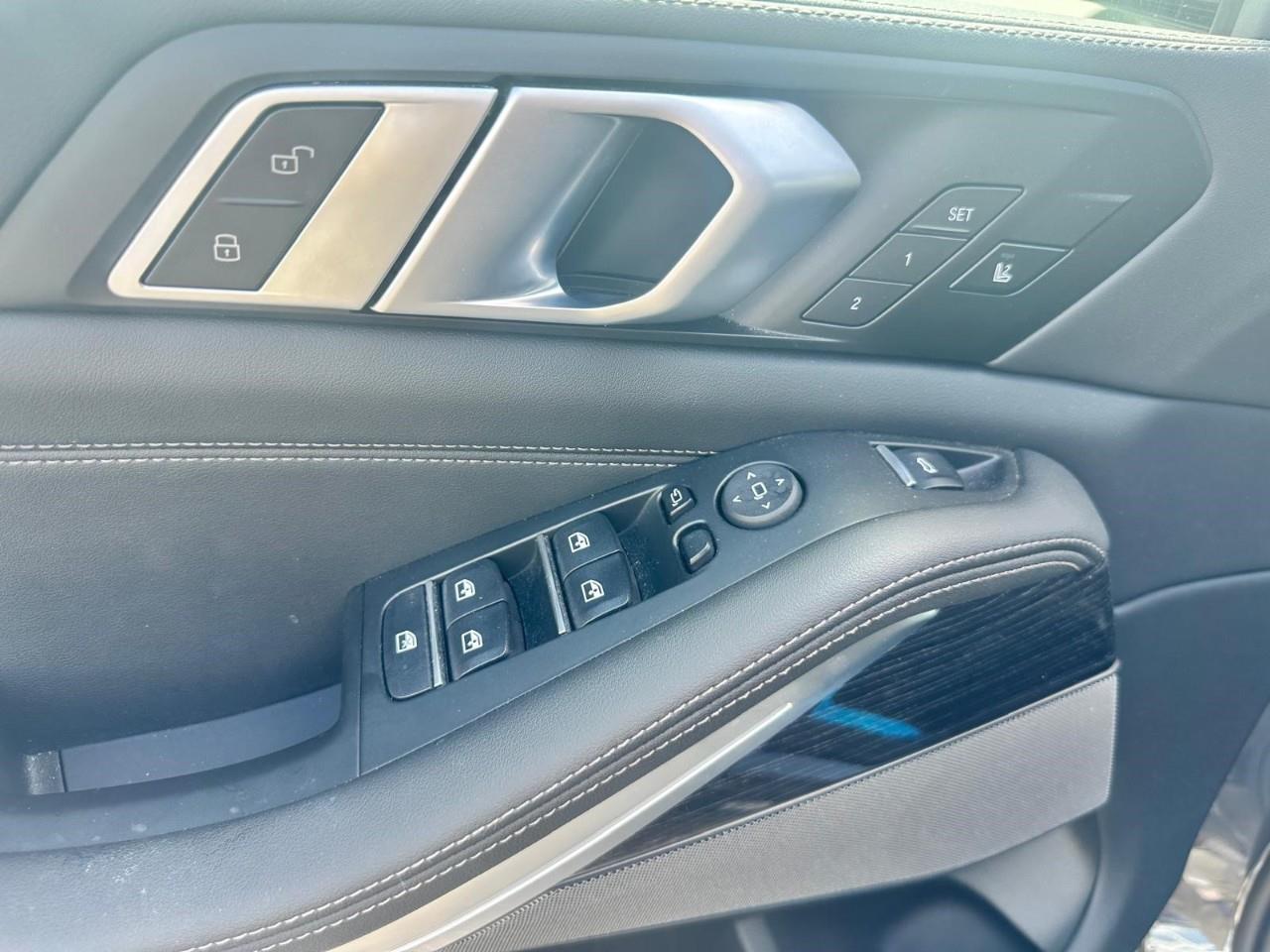 2025 BMW X5 xDrive40i, Toronto, Cash