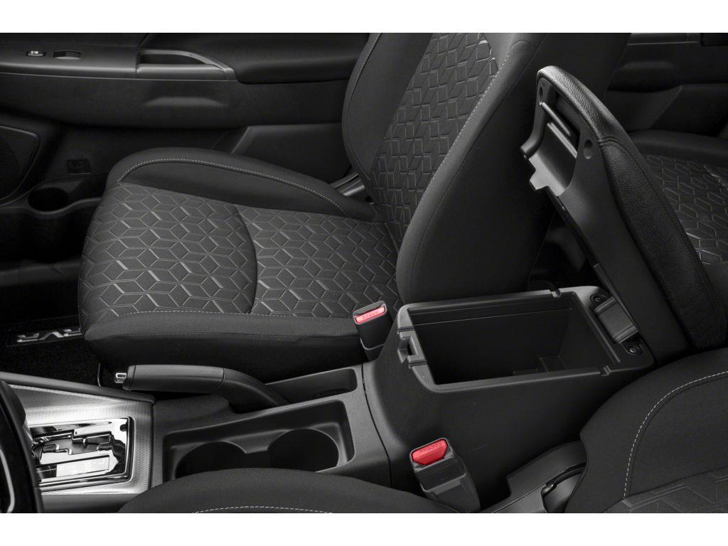 2025 Mitsubishi RVR ES
