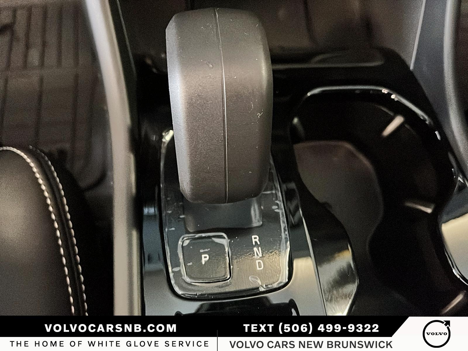 2026 Volvo XC40 B5 Plus Dark Theme