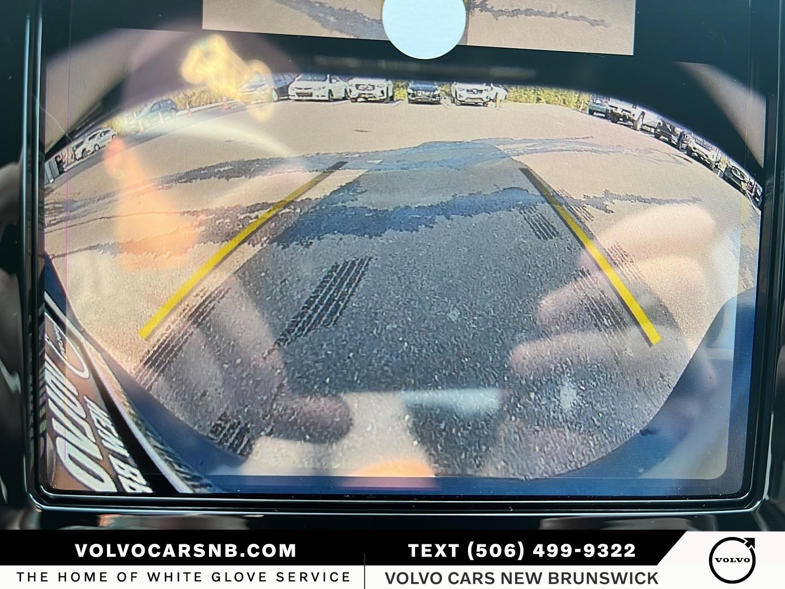 2026 Volvo XC40 B5 Plus Dark Theme