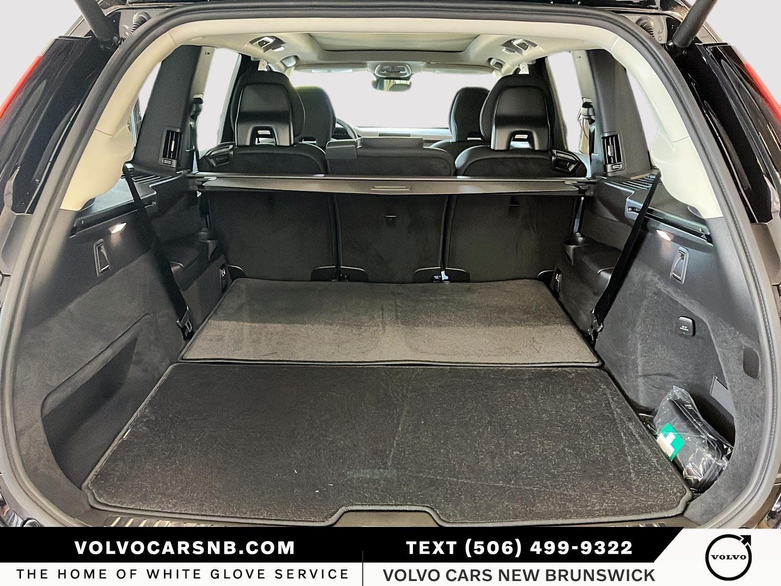 2026 Volvo XC90 B6 Core Bright Theme
