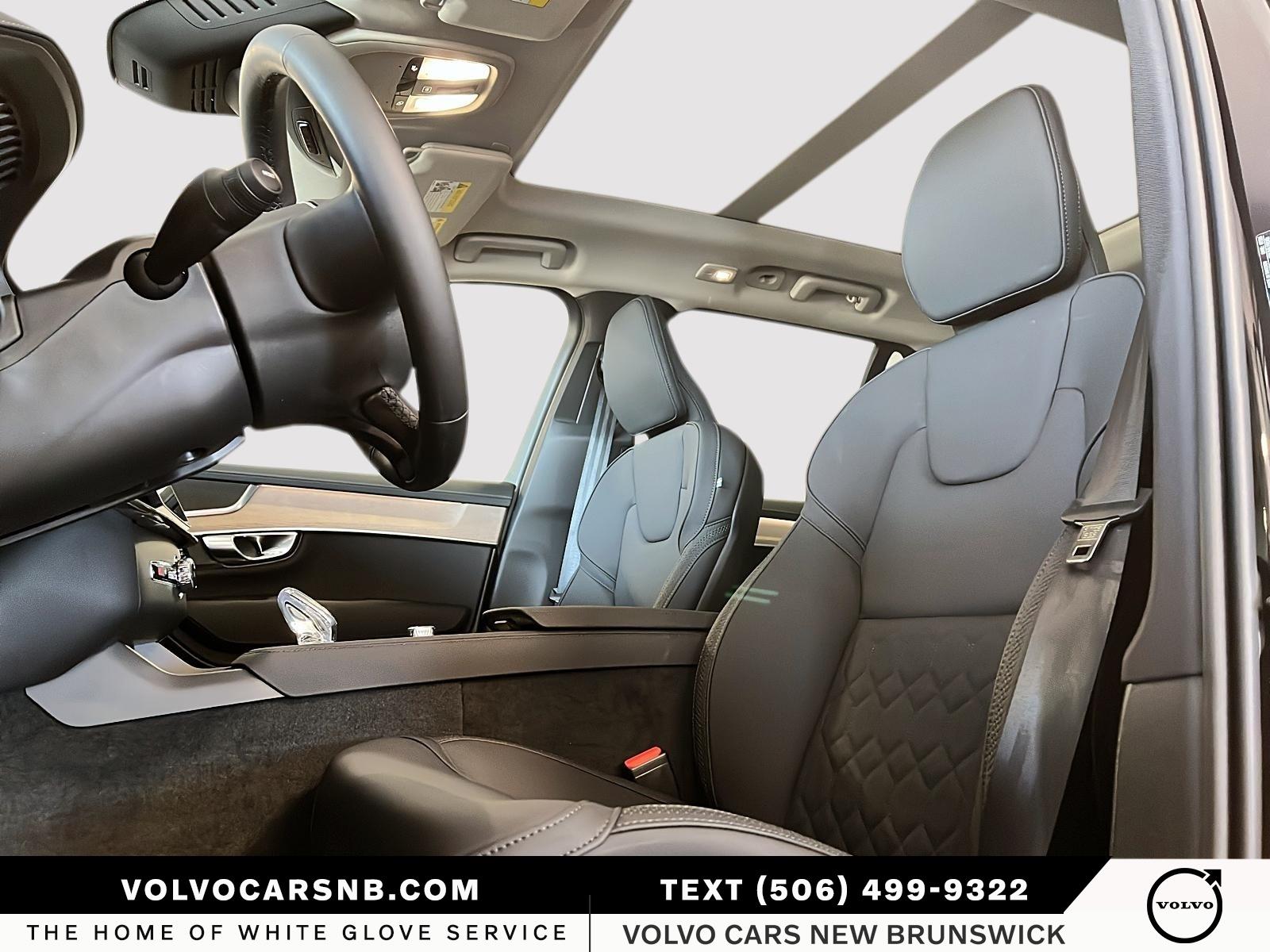 2026 Volvo XC90 B6 Core Bright Theme