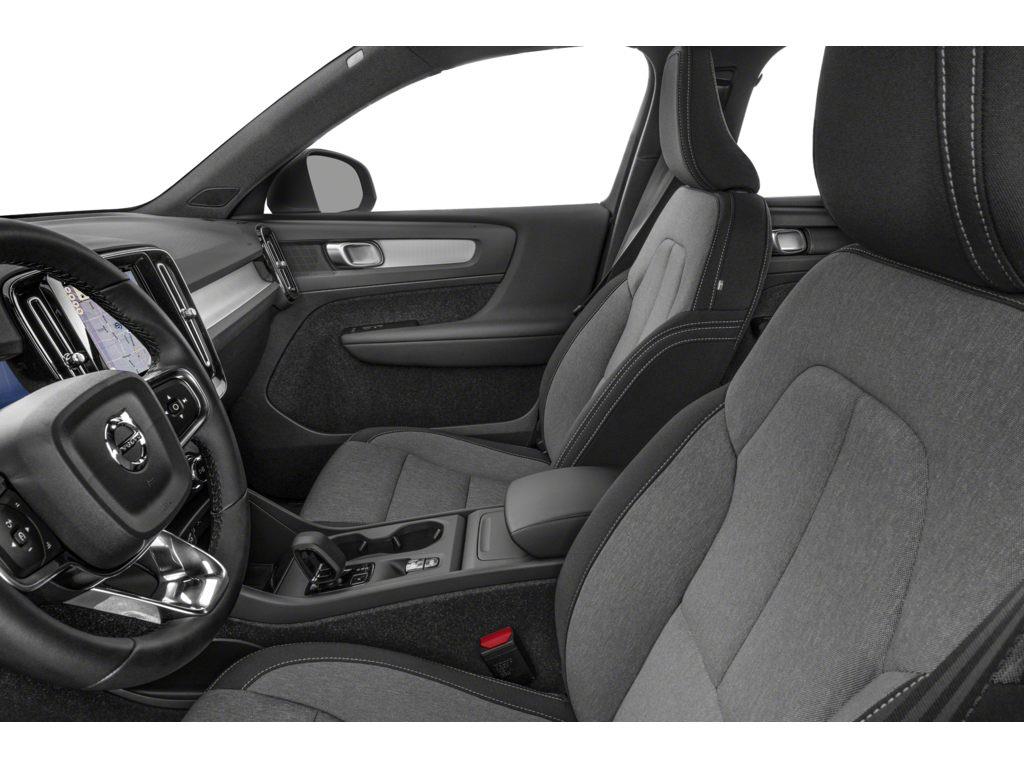 2026 Volvo XC40 B5 Plus Dark Theme