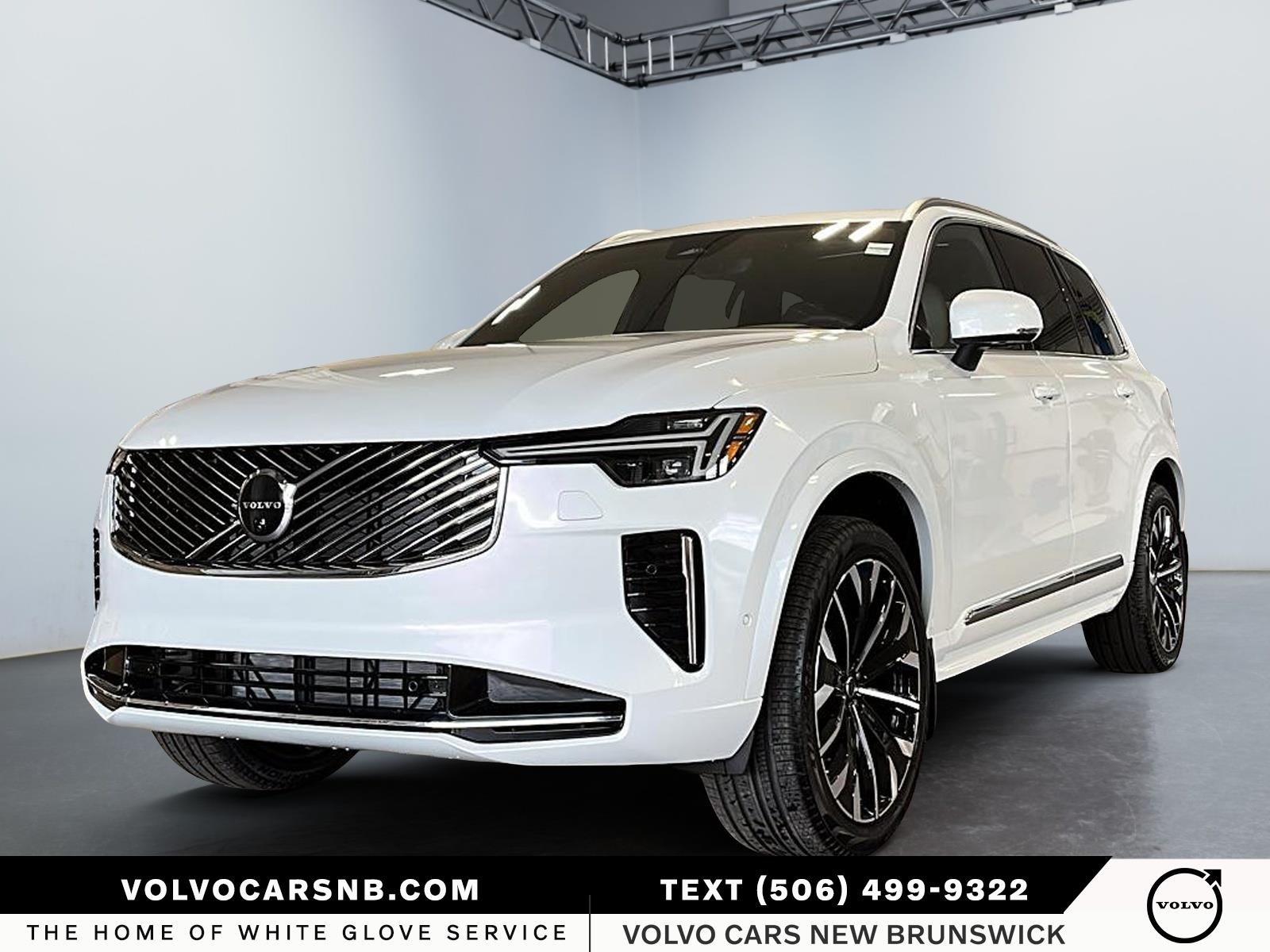 2026 Volvo XC90  B6 Ultra Bright Theme