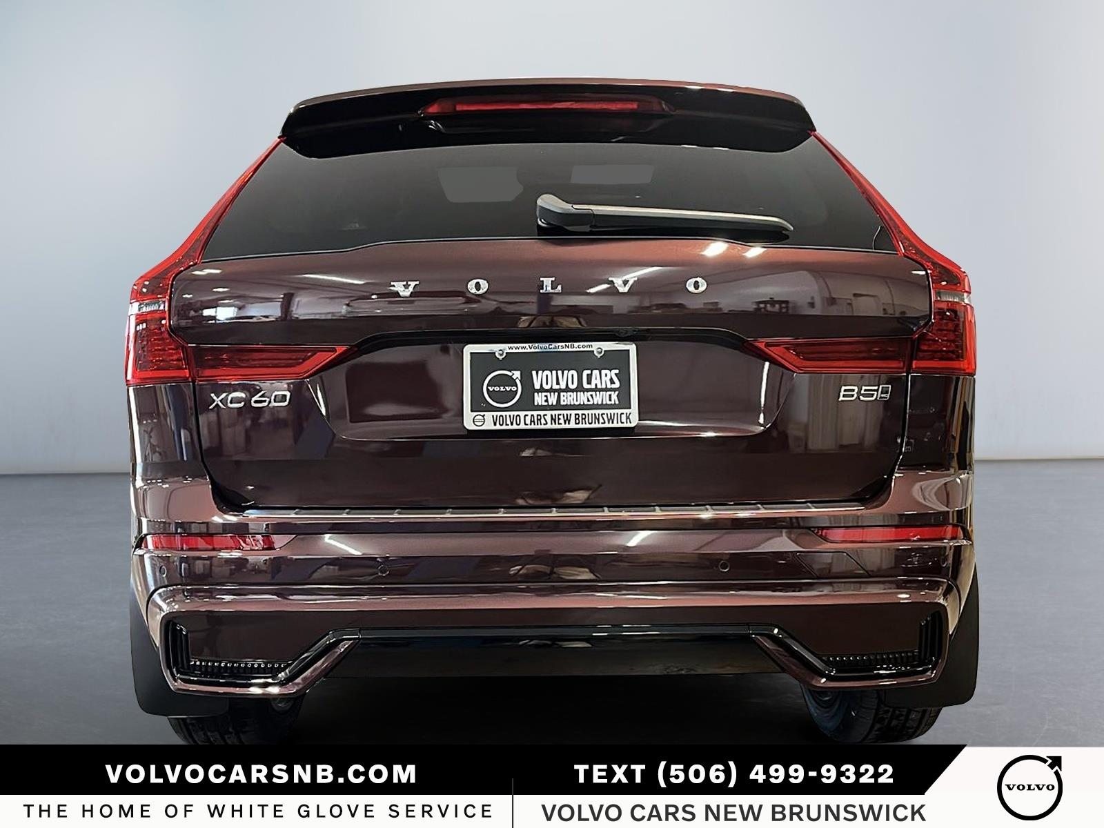 2026 Volvo XC60 B5 Plus Dark Theme