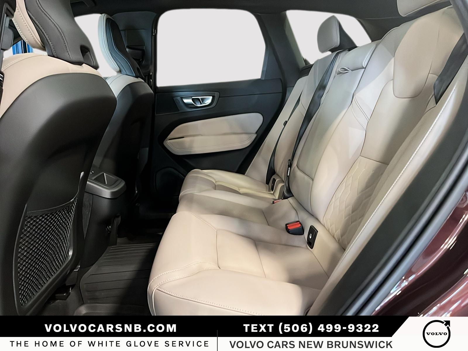 2026 Volvo XC60 B5 Plus Dark Theme