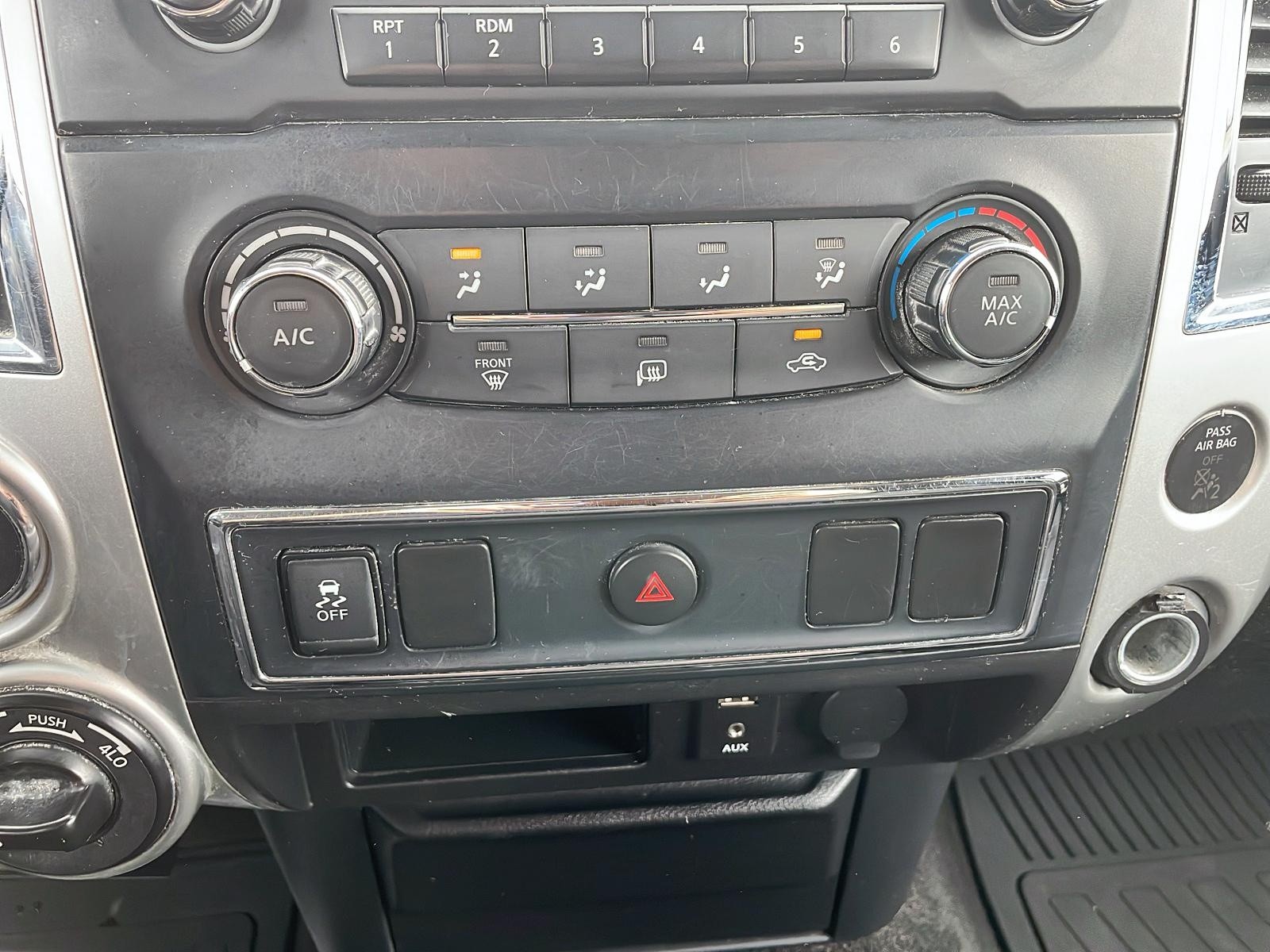 2018 Nissan Titan SV