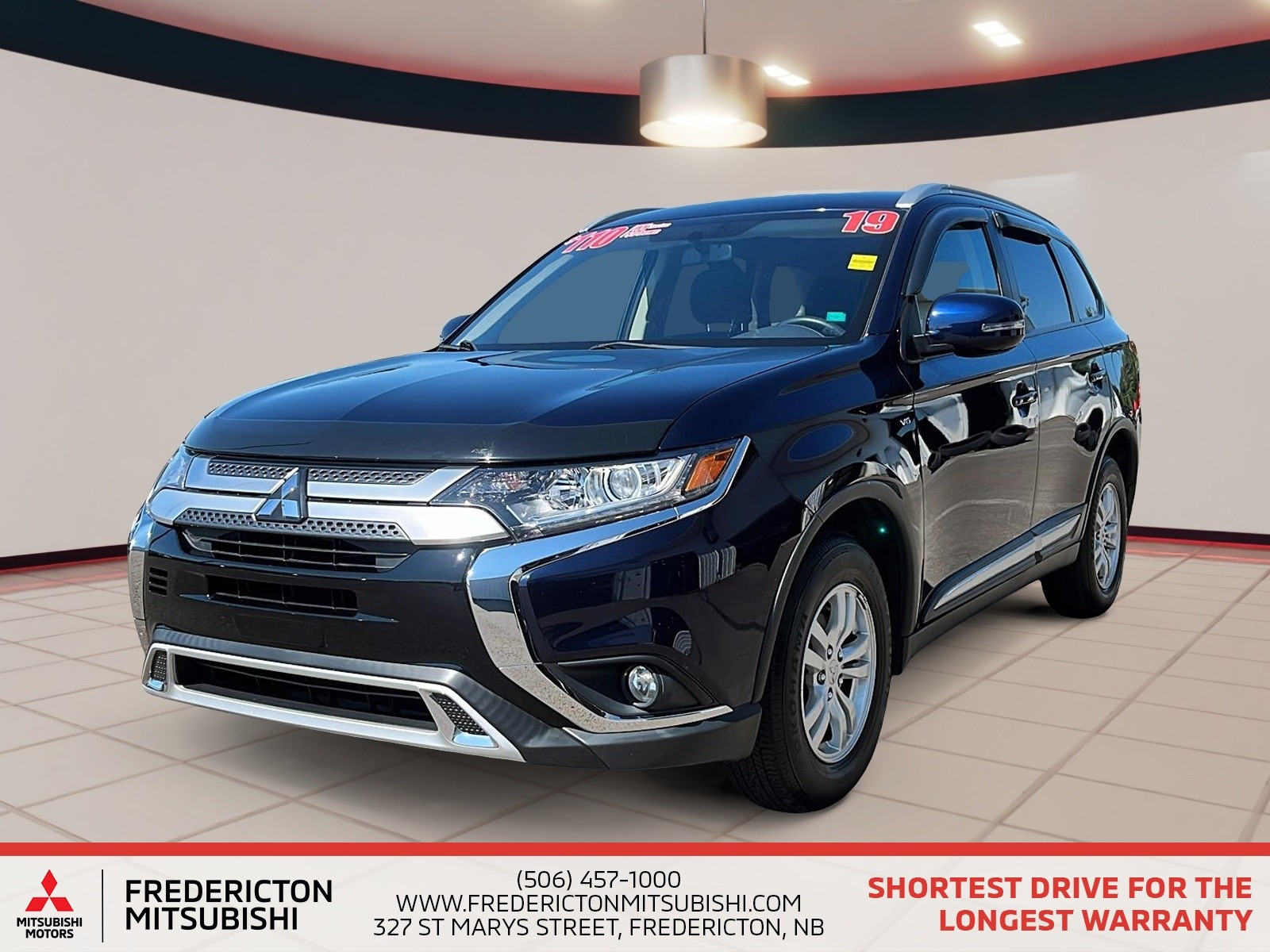 2019 Mitsubishi Outlander  SE