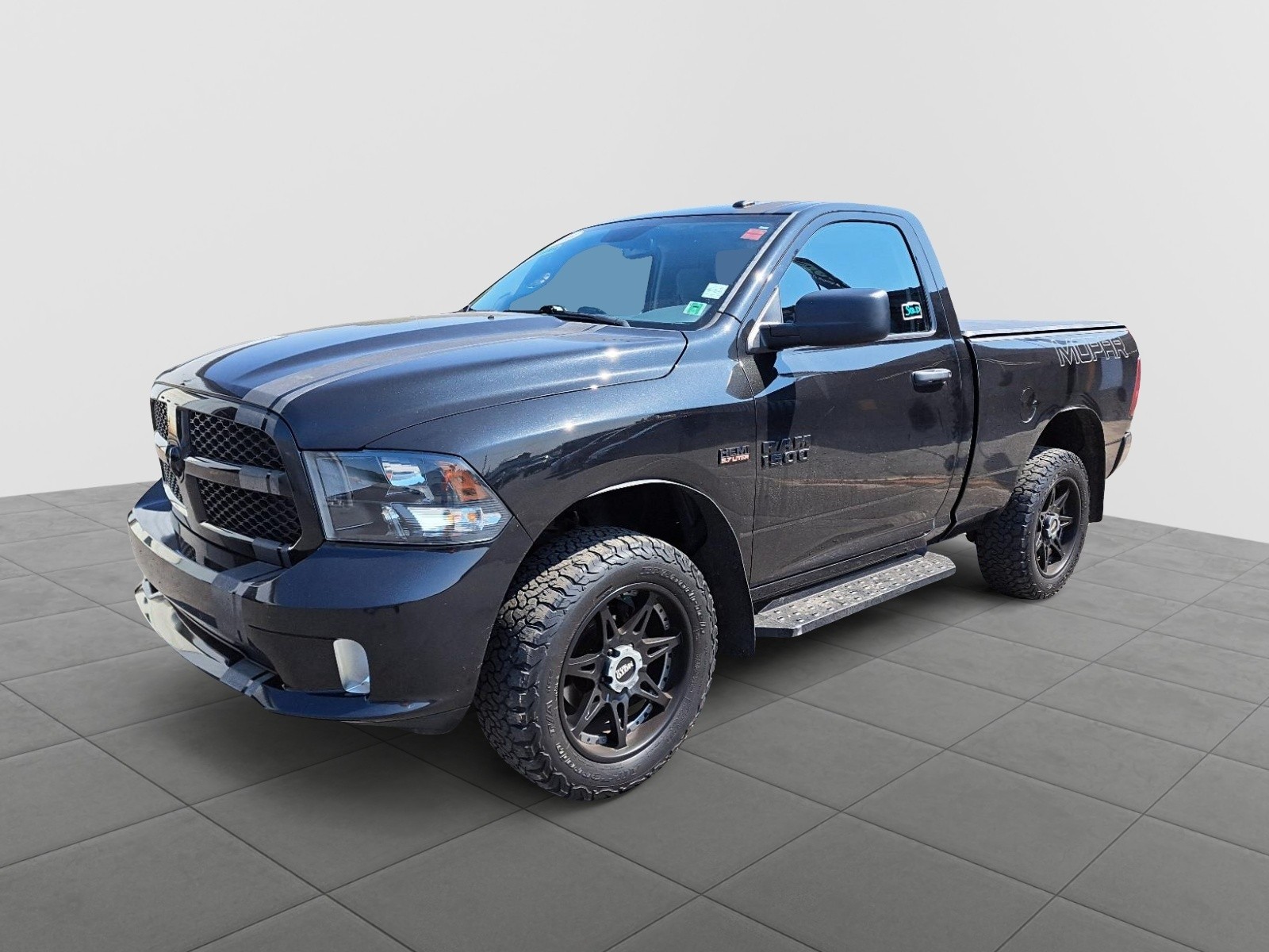 2016 RAM 1500  ST