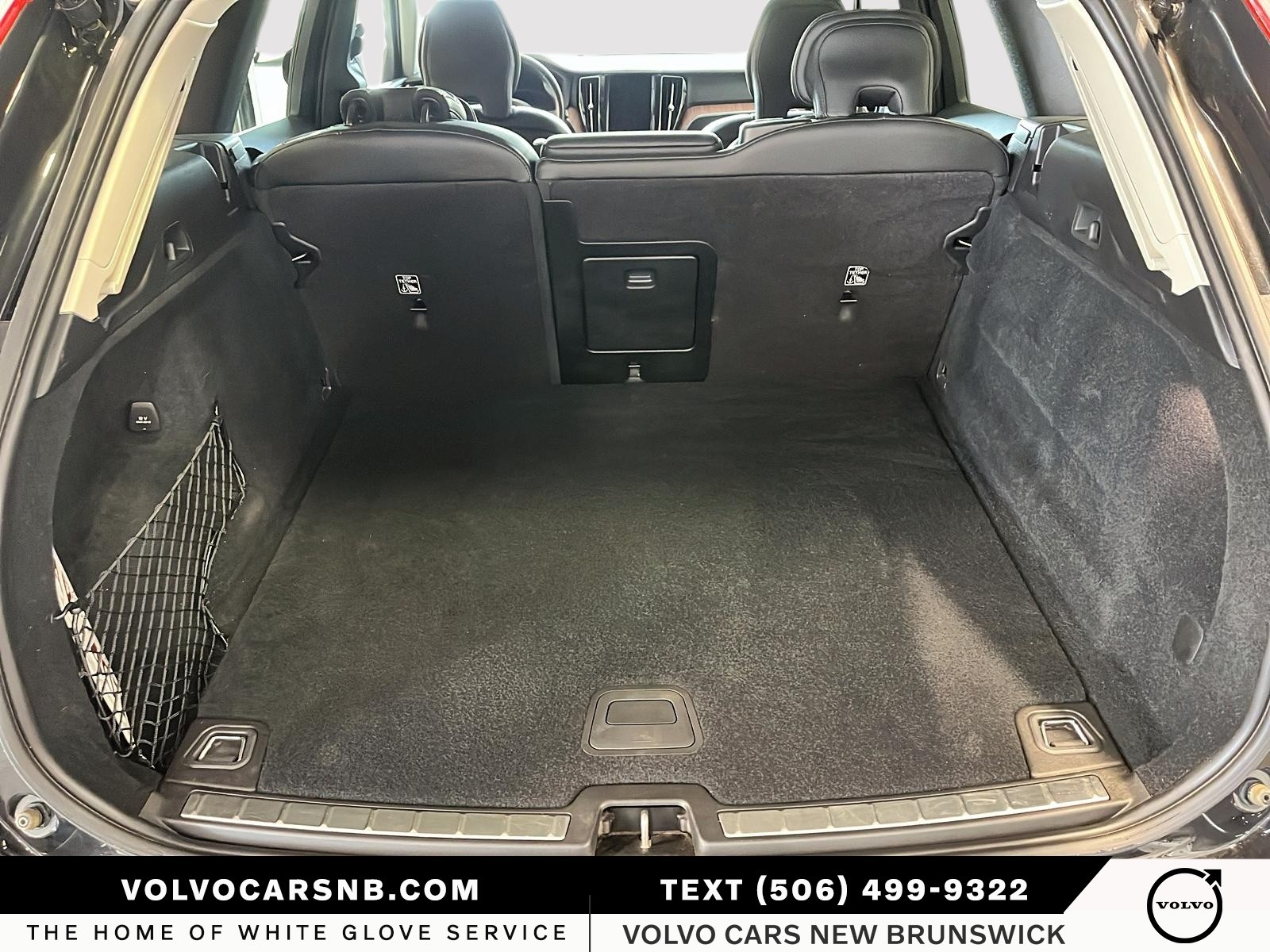 2022 Volvo XC60 B6 Momentum