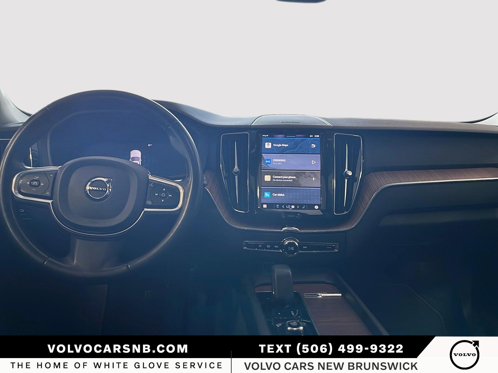 2022 Volvo XC60 B6 Momentum