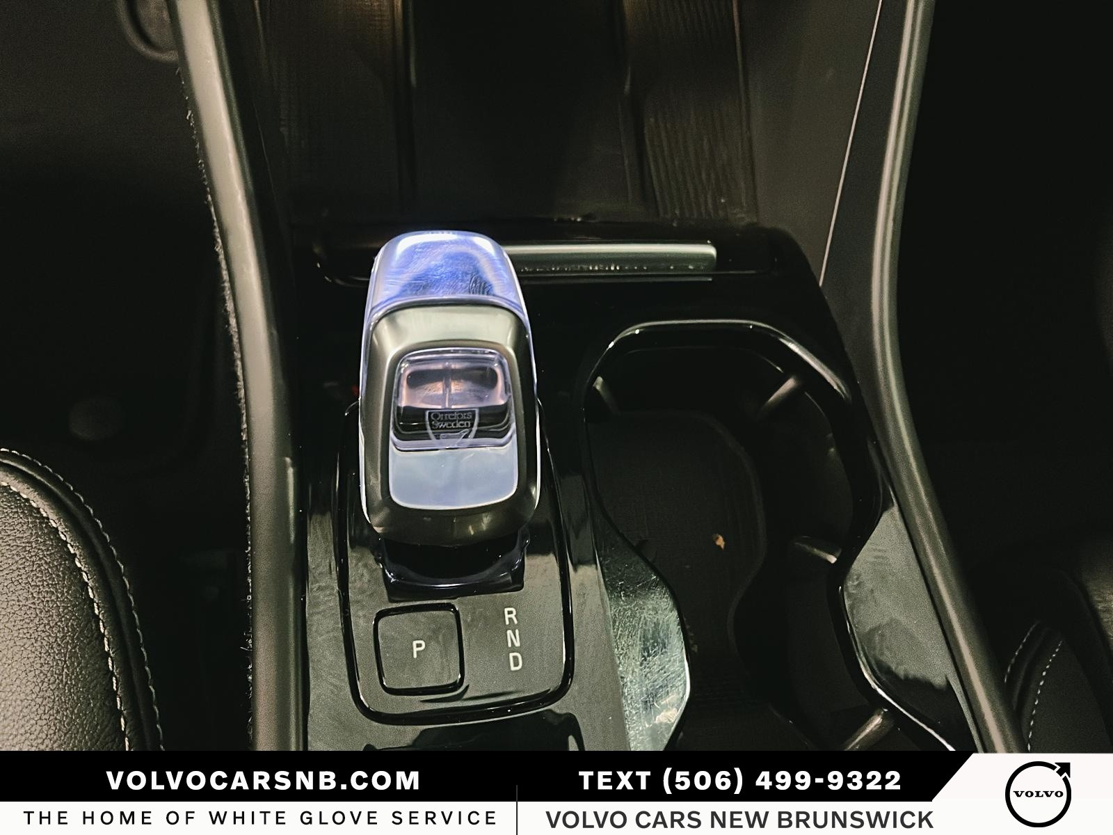 2025 Volvo XC40 B5 Plus Dark Theme