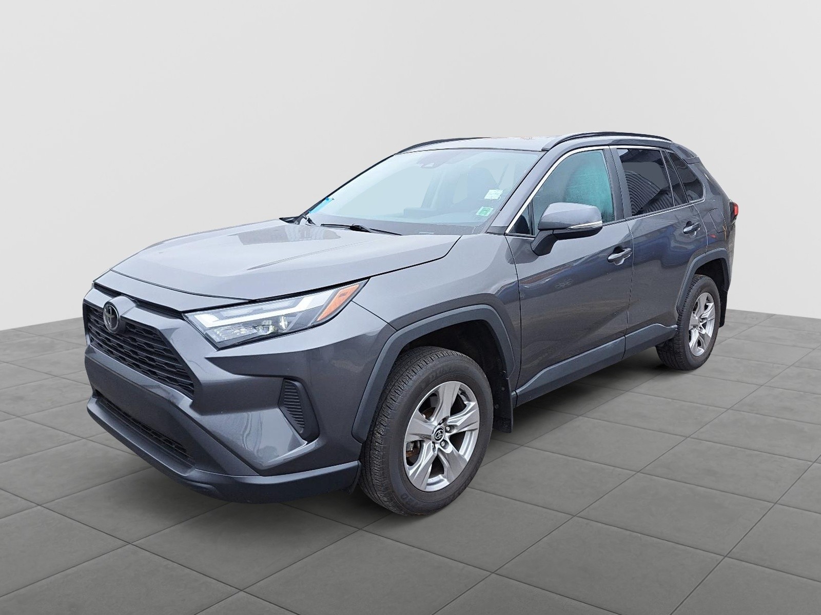 2022 Toyota RAV4  XLE