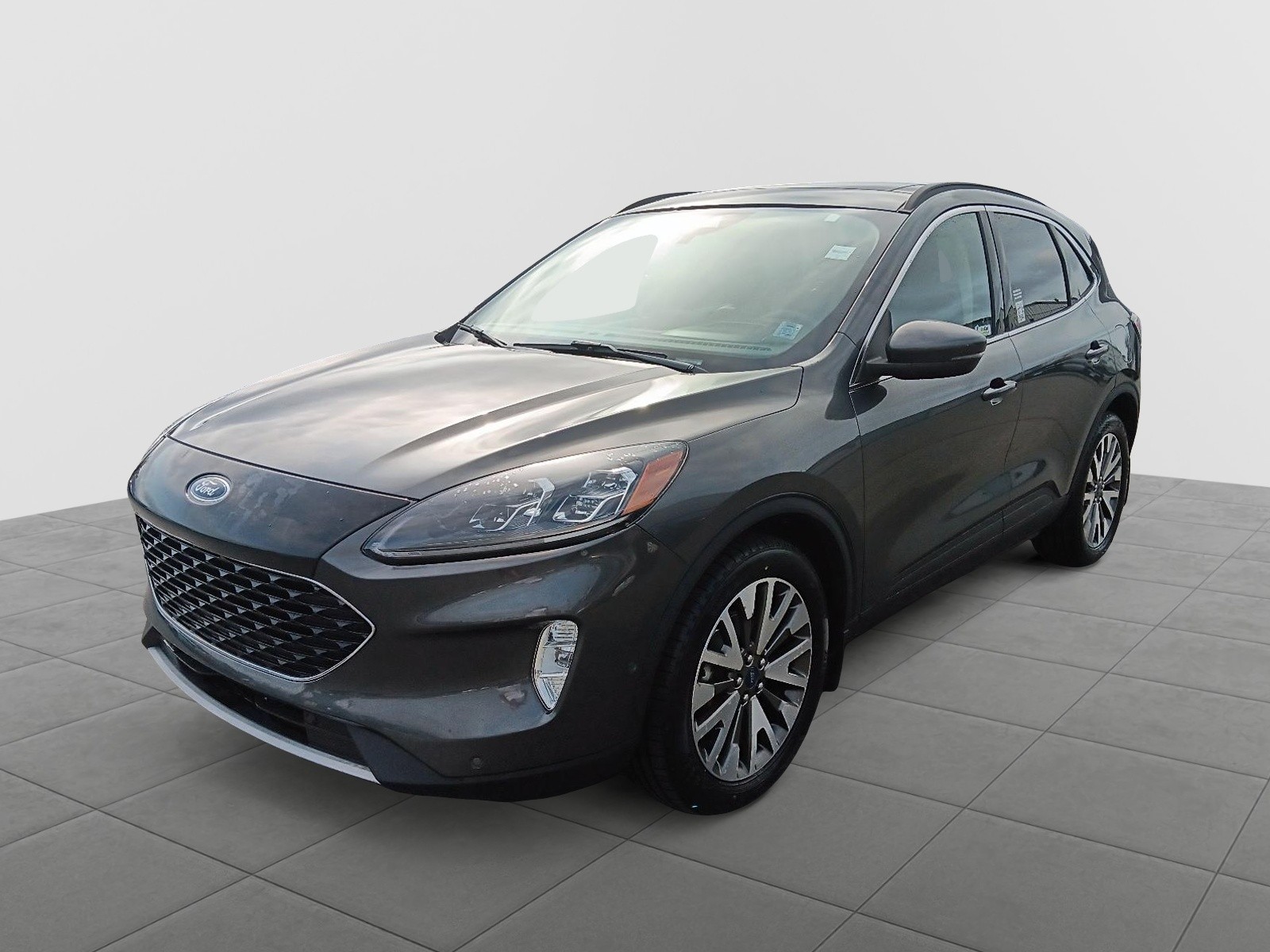 2020 Ford Escape  Titanium Hybrid