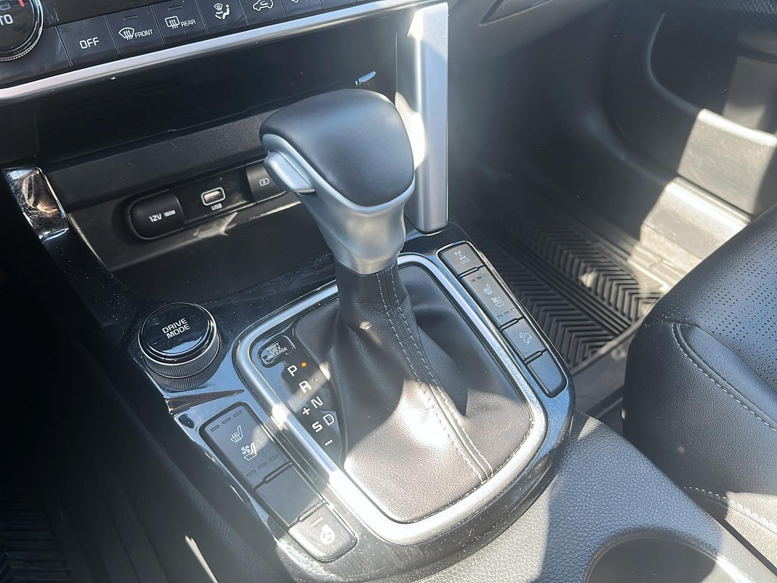 2022 Kia Seltos EX Premium