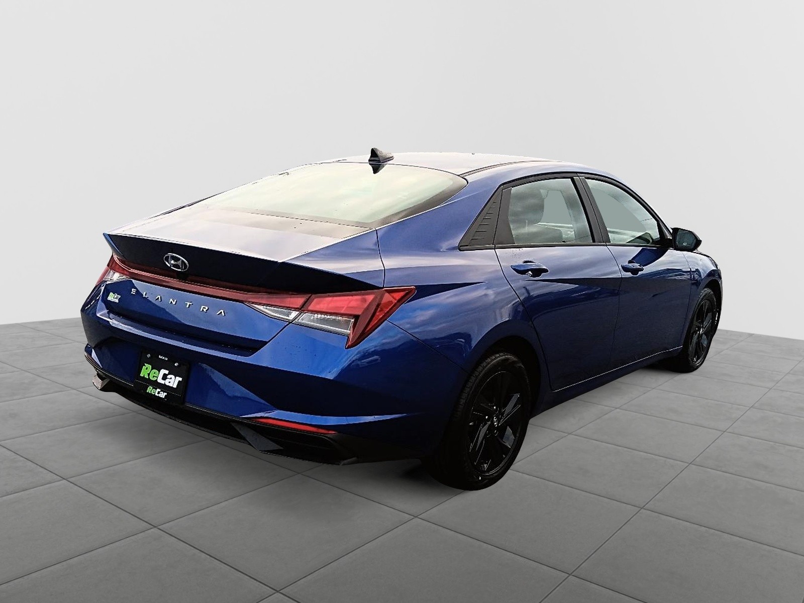 2023 Hyundai Elantra Preferred