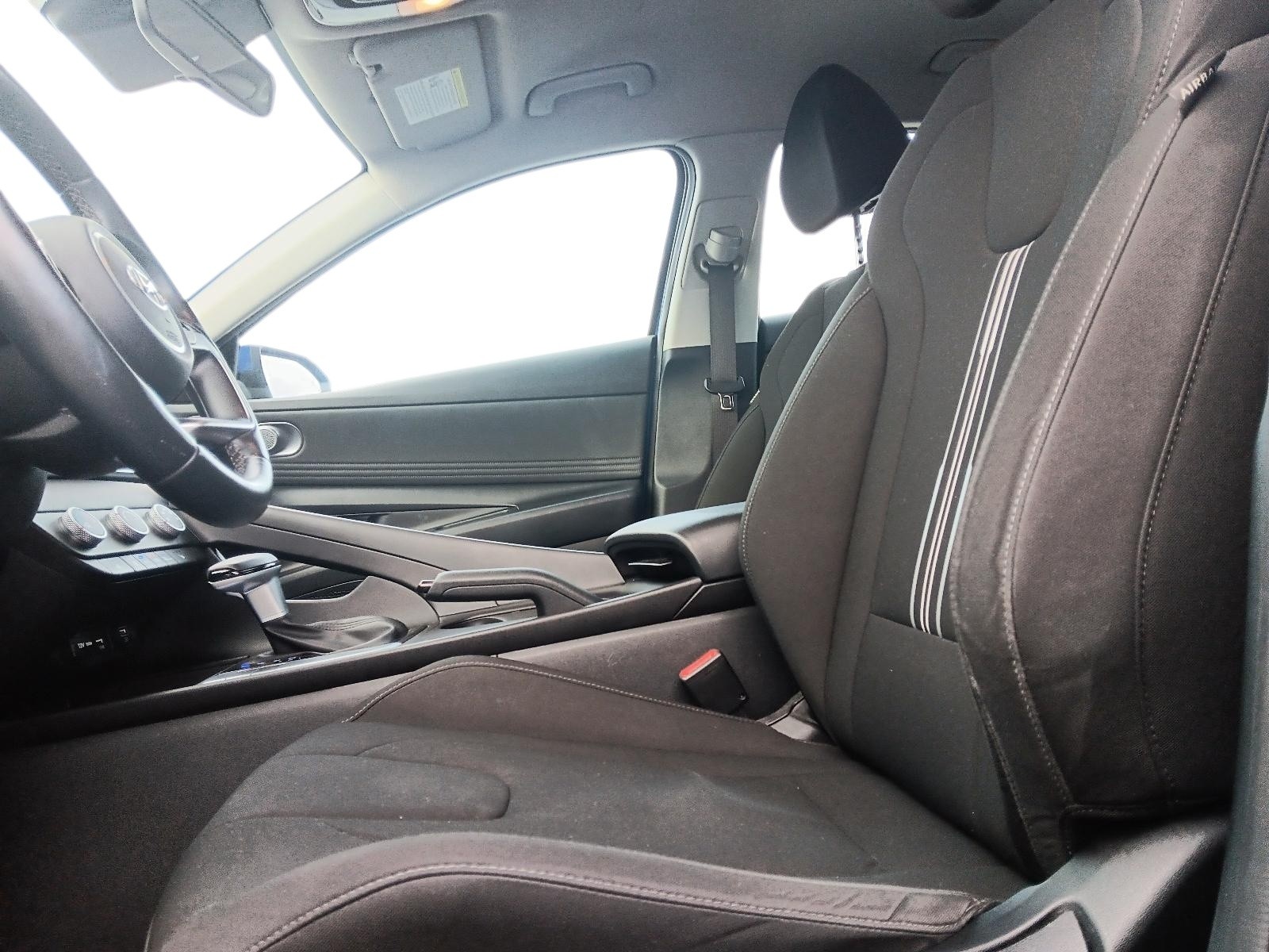 2023 Hyundai Elantra Preferred