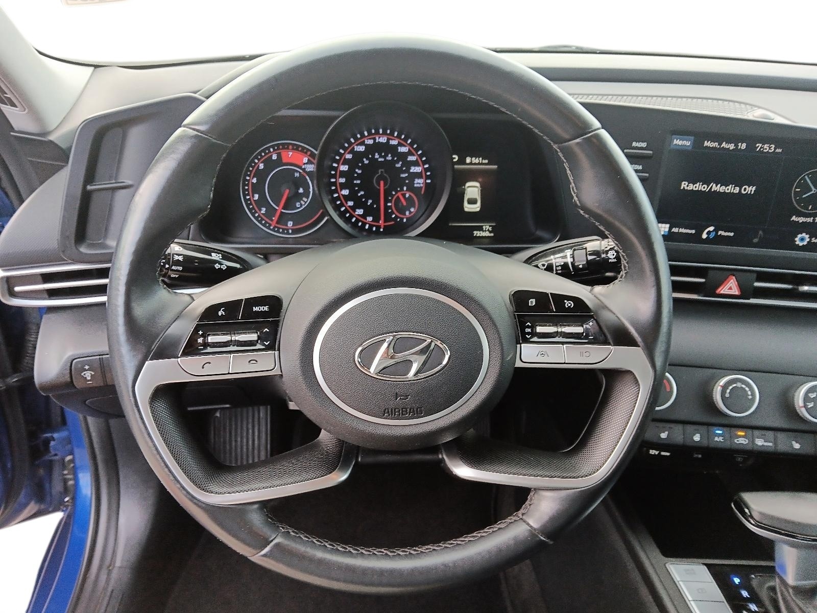 2023 Hyundai Elantra Preferred