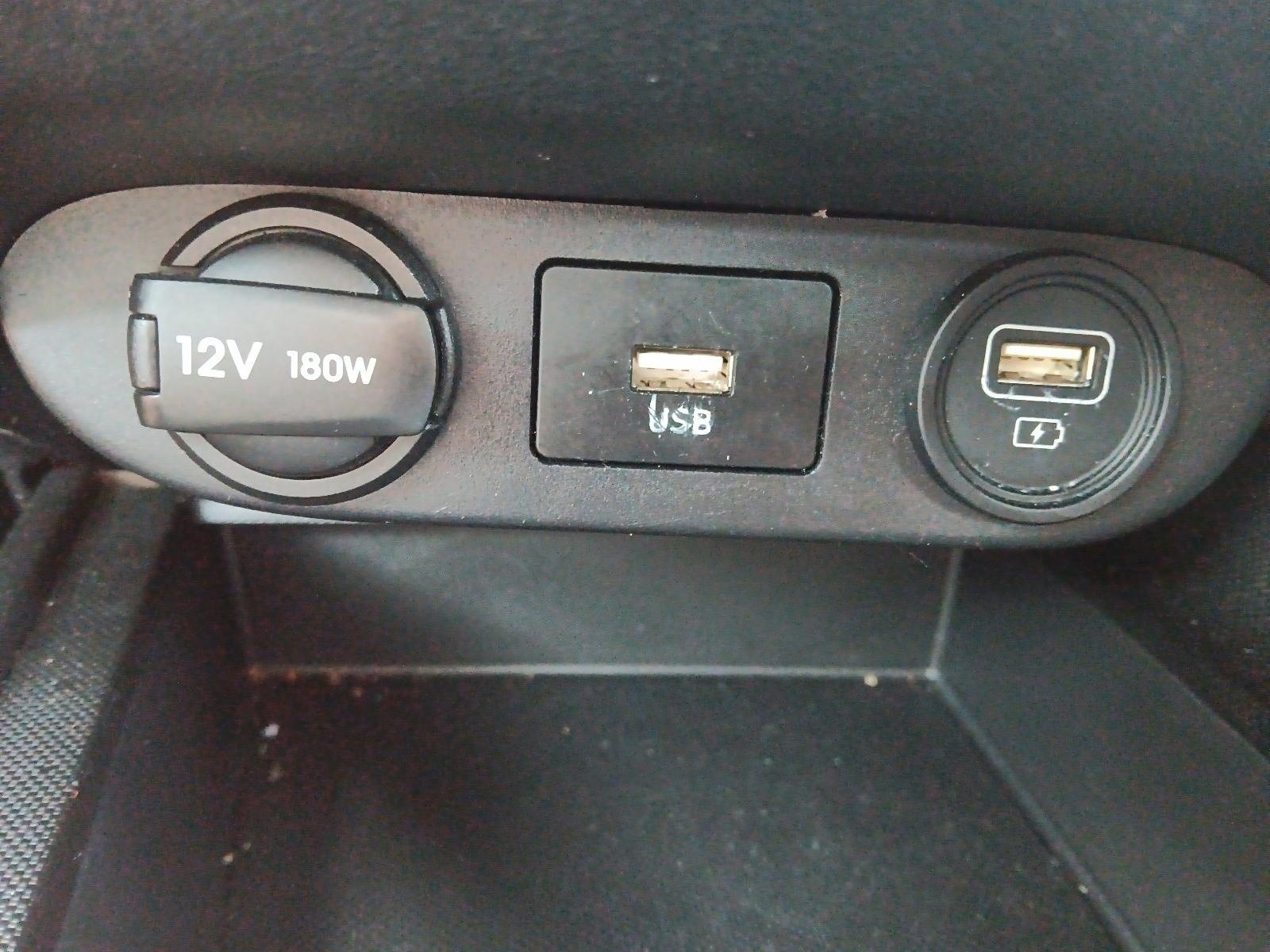 2023 Hyundai Elantra Preferred