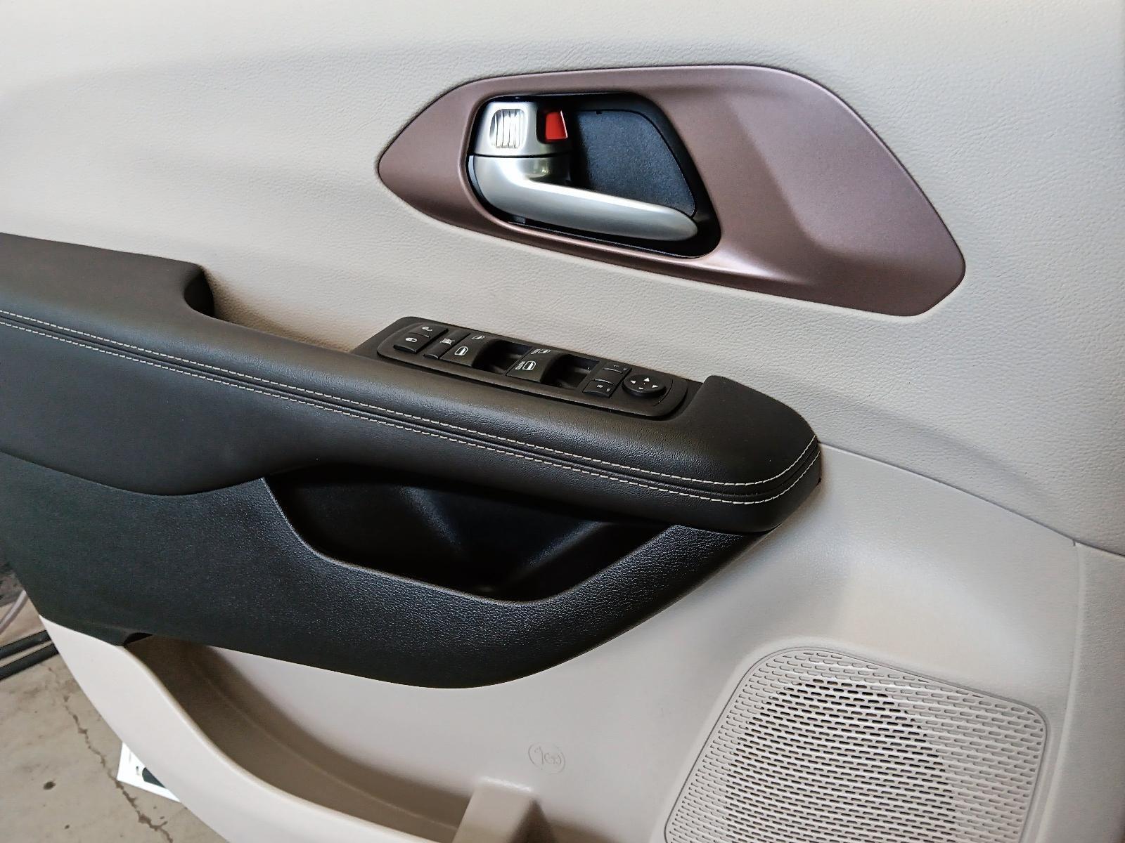 2024 Chrysler Grand Caravan SXT