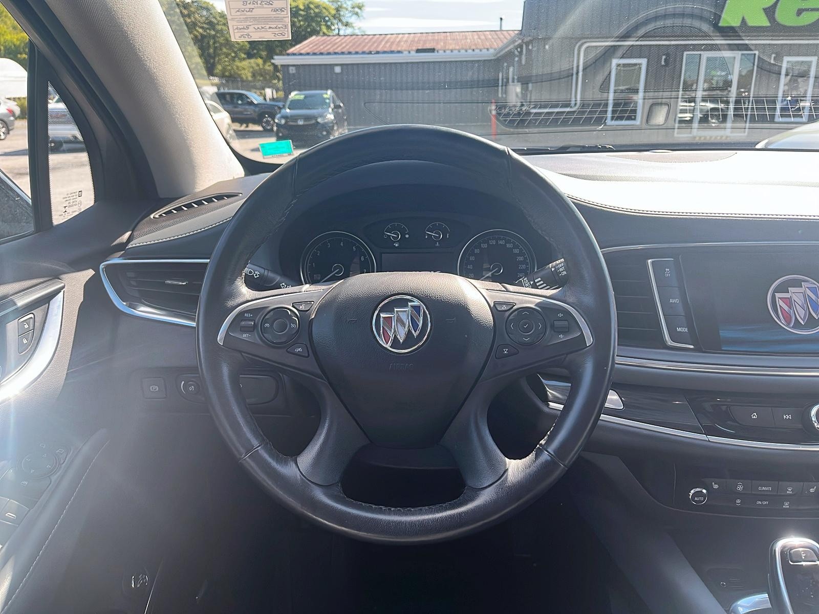 2021 Buick Enclave Essence