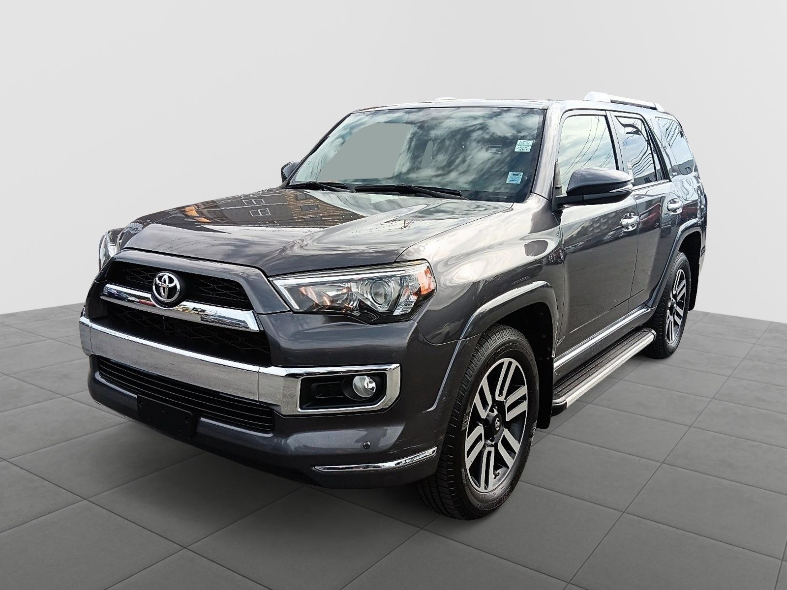 2018 Toyota 4Runner  SR5