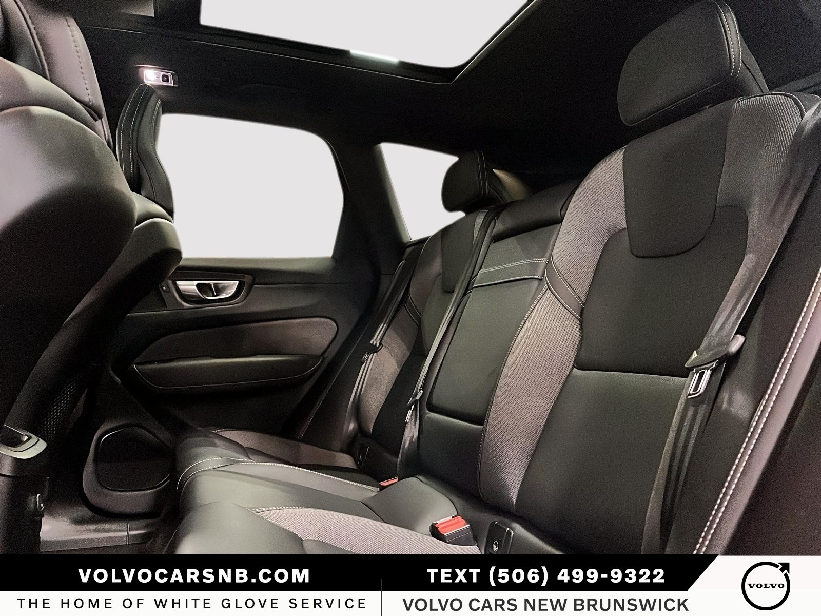 2021 Volvo XC60 Recharge Plug-In Hybrid T8 R-Design
